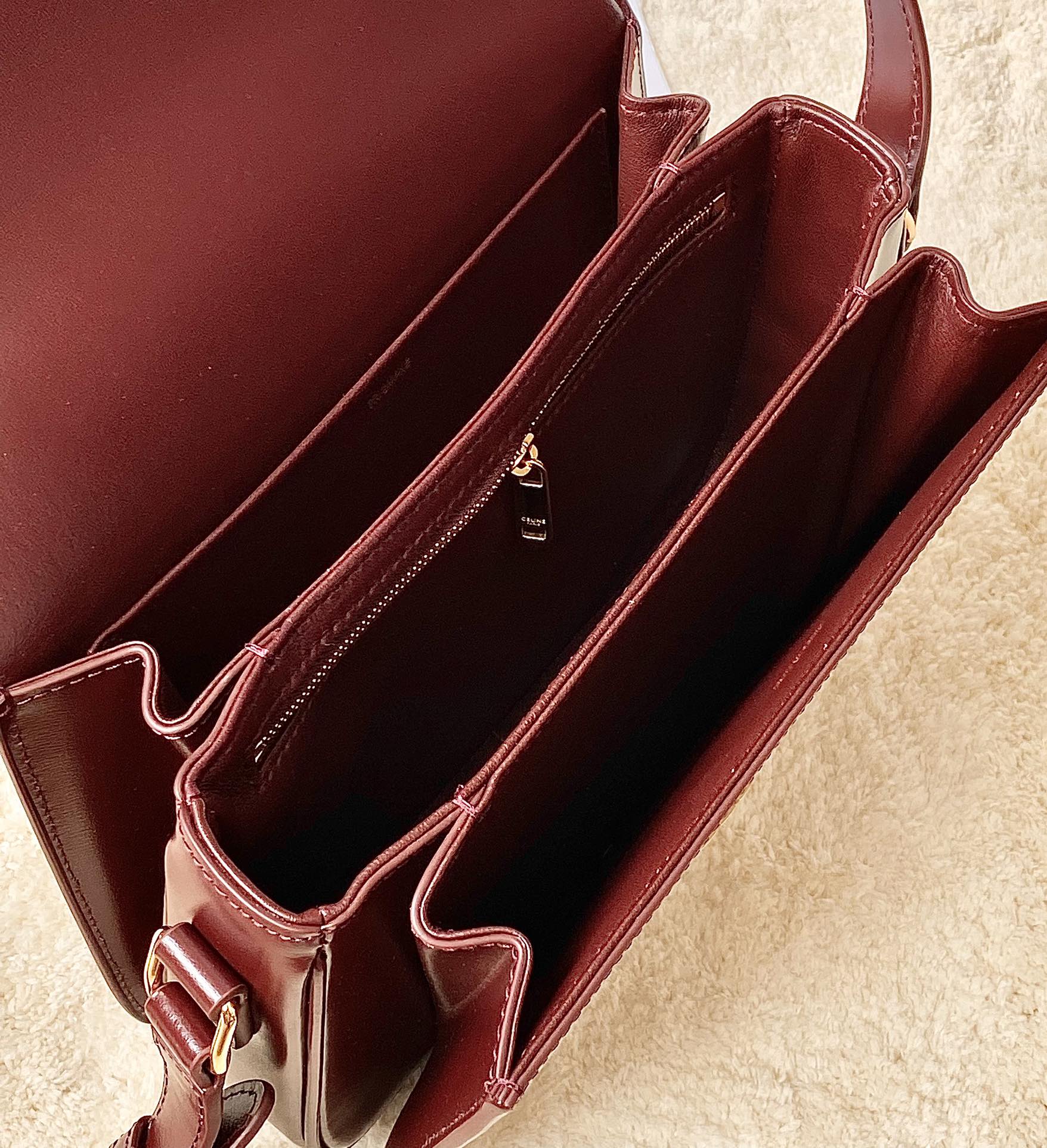 Ce**e classique triomphe bag