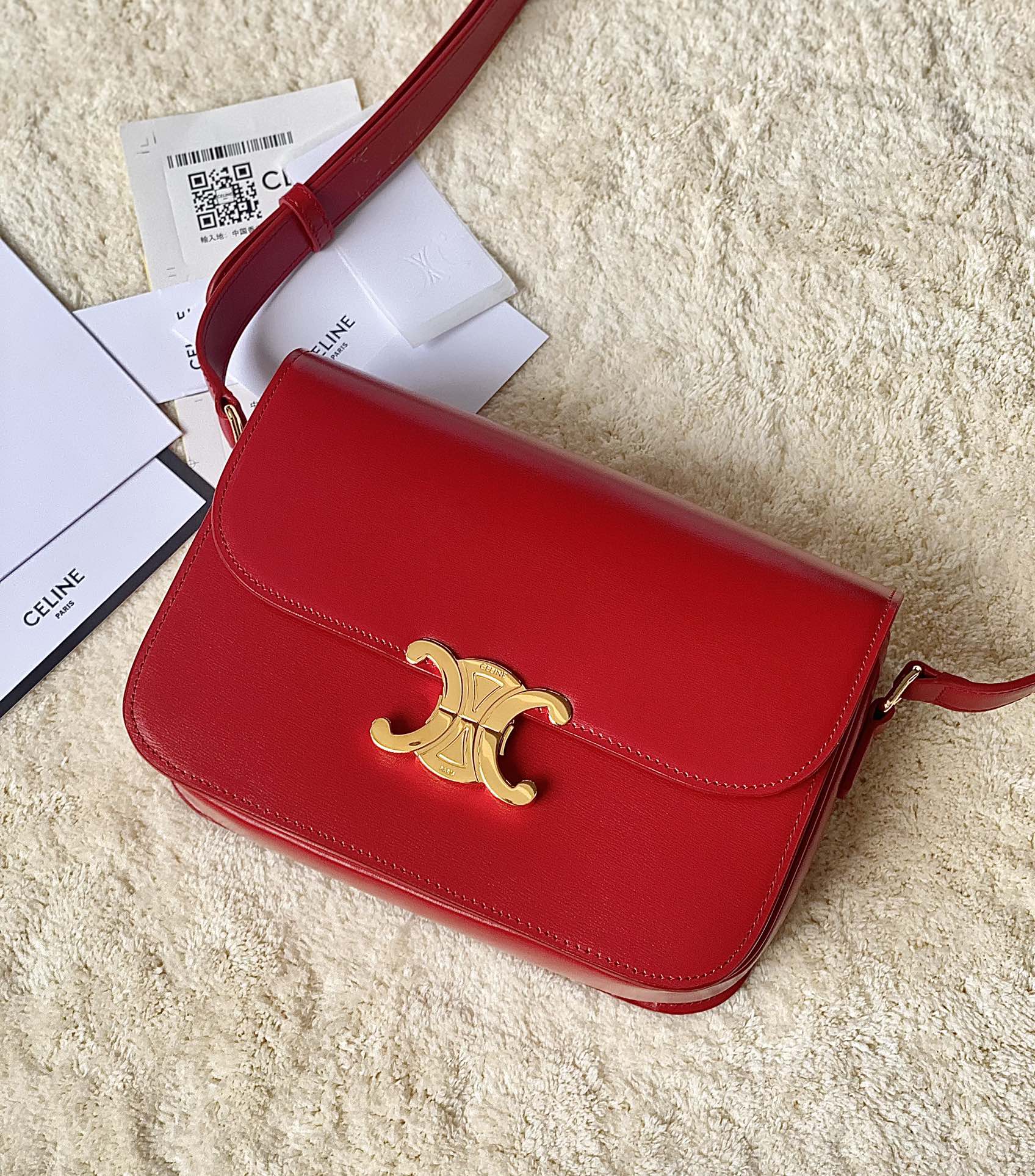 Ce**e classique triomphe bag