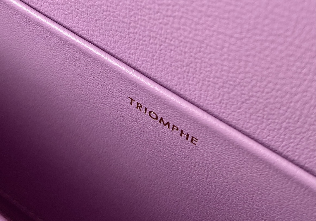 Ce**e cuir triomphe