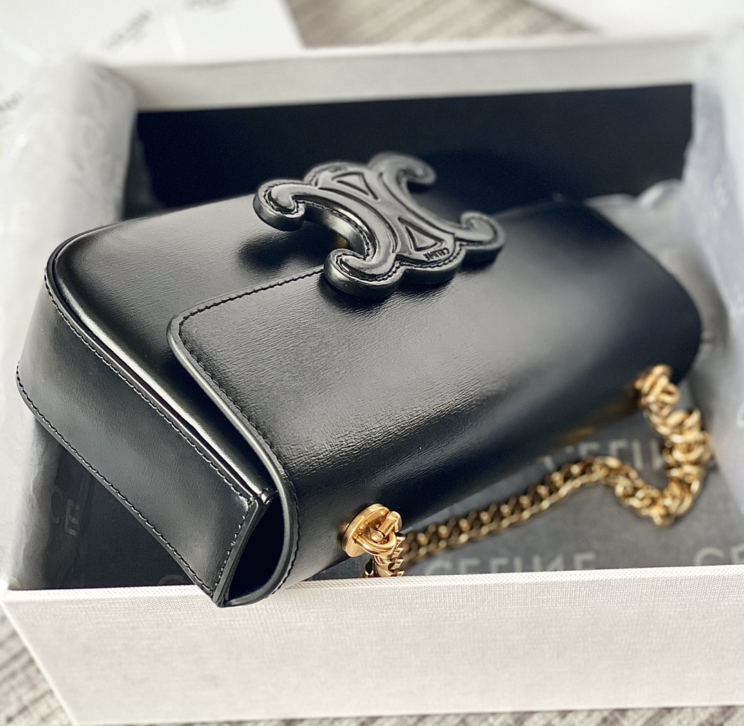 Ce**e cuir triomphe