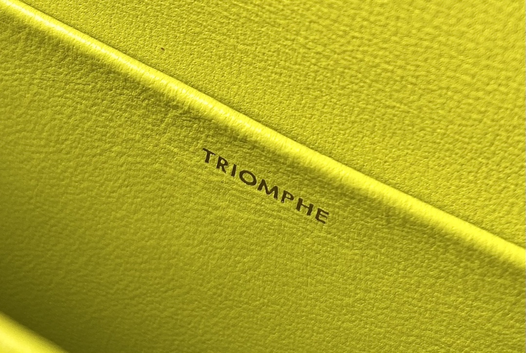 Ce**e cuir triomphe