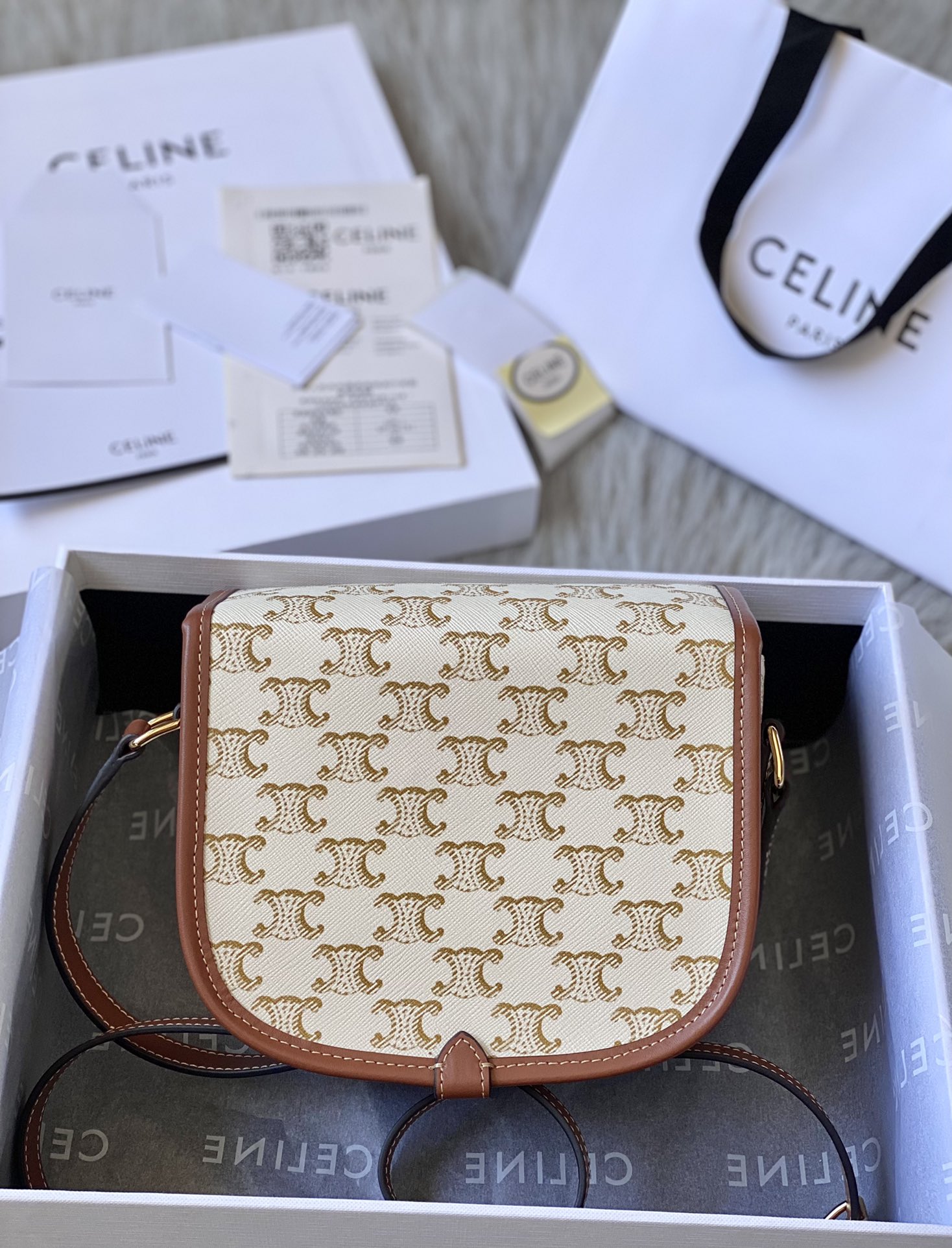 Ce**e medium folco bag