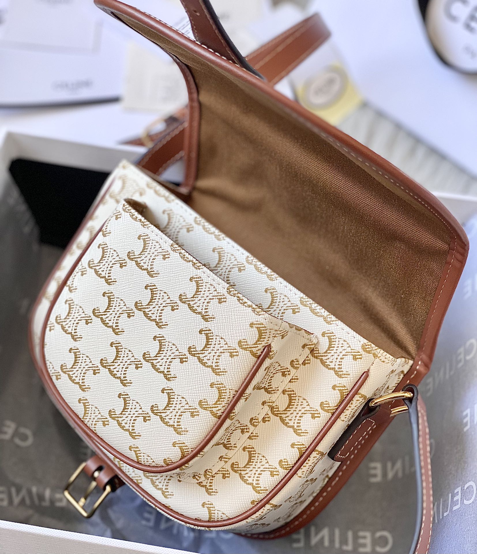 Ce**e medium folco bag