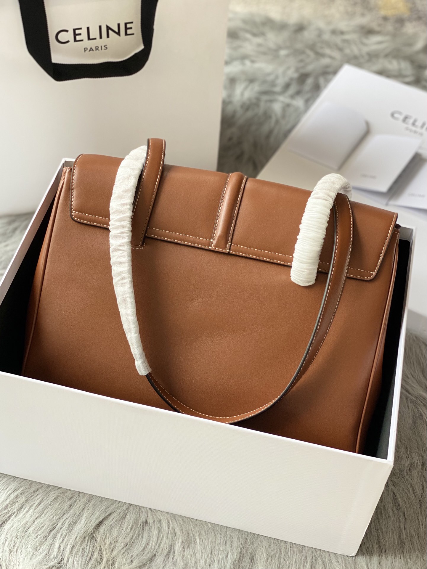 Ce**e large soft 16 bag