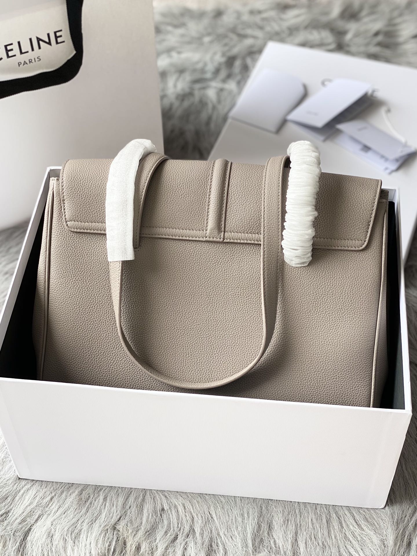Ce**e large soft 16 bag