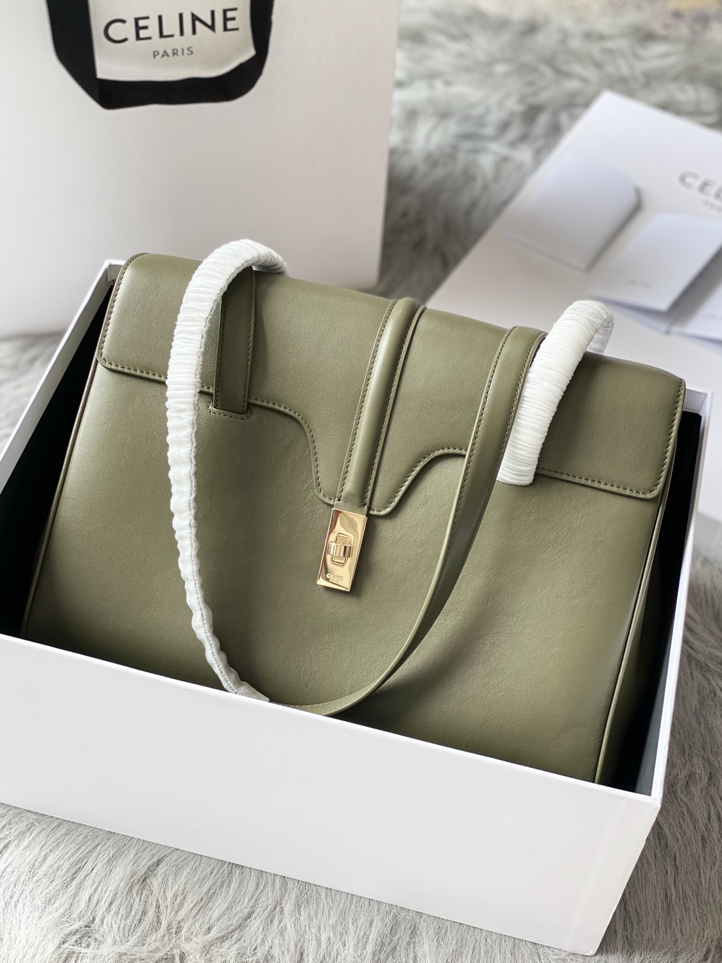Ce**e large soft 16 bag