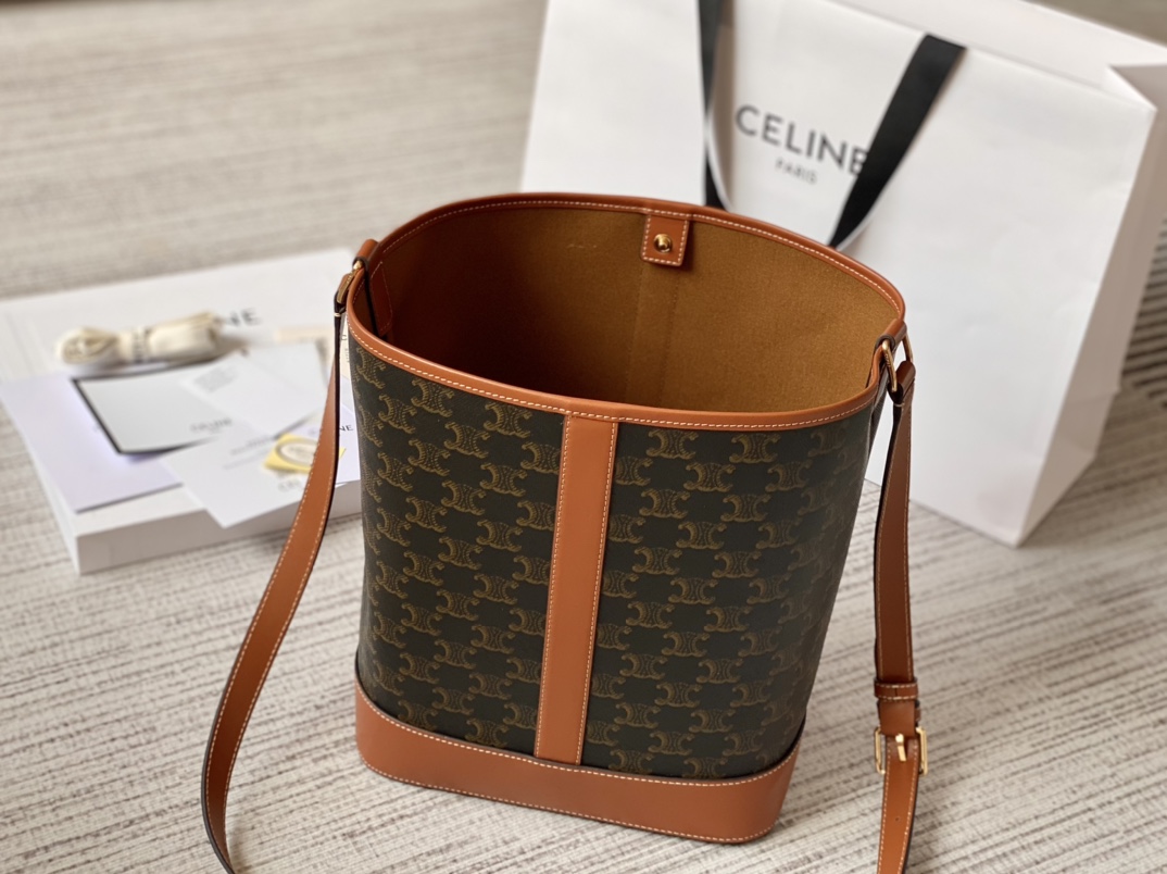 Ce**e medium bucket