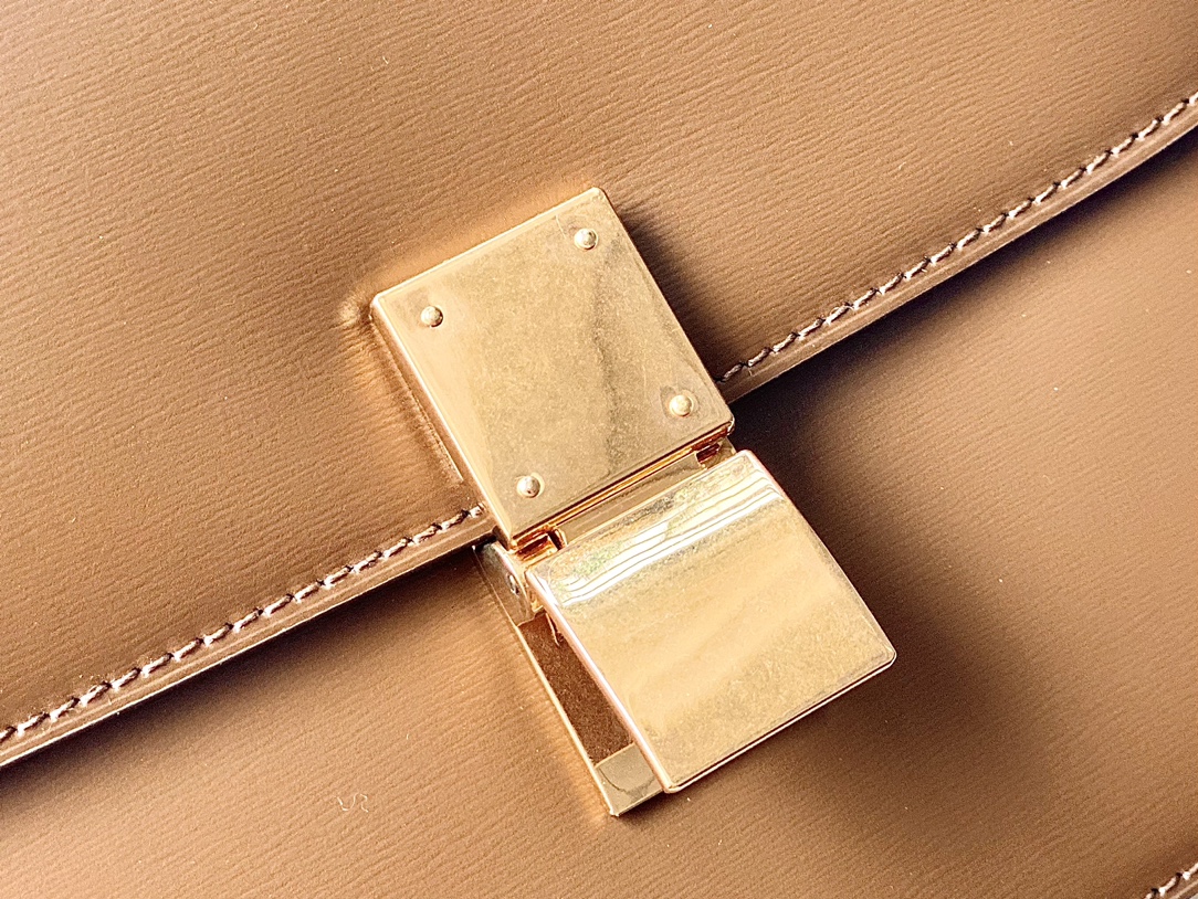 Ce**e teen classic bag in box calfskin