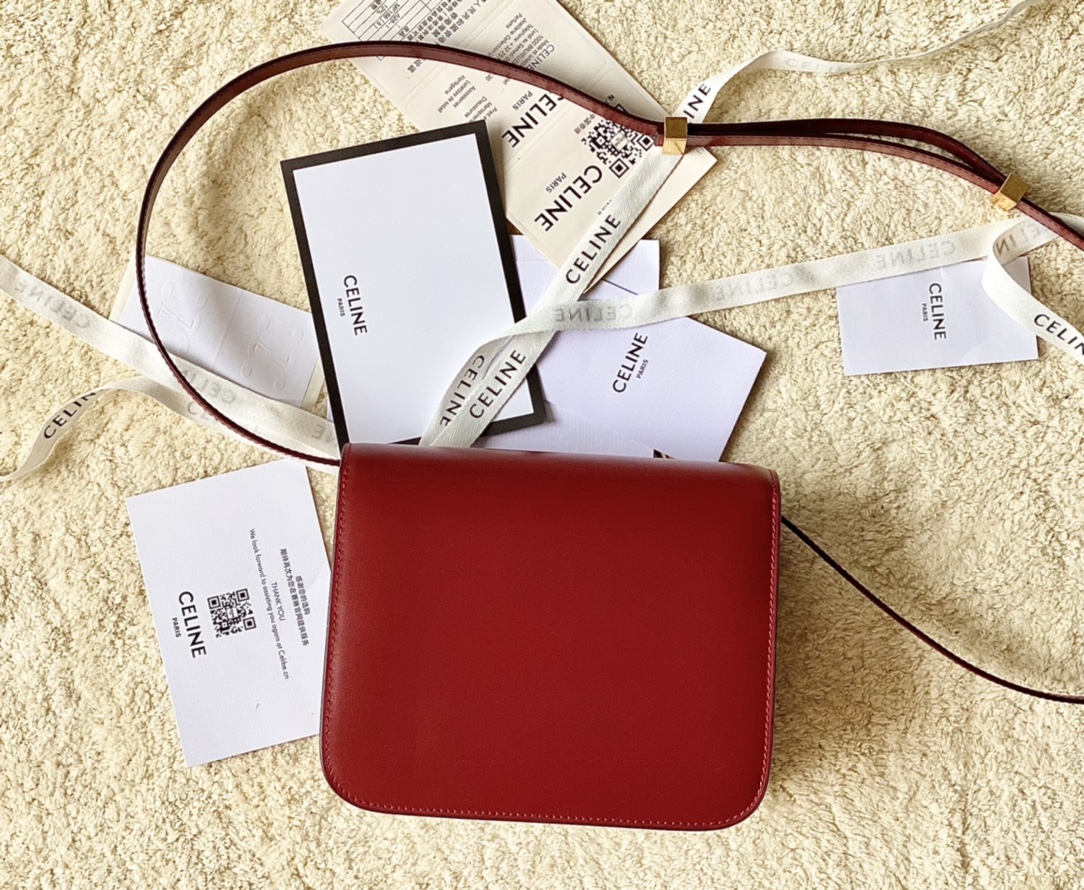 Ce**e teen classic bag in box calfskin