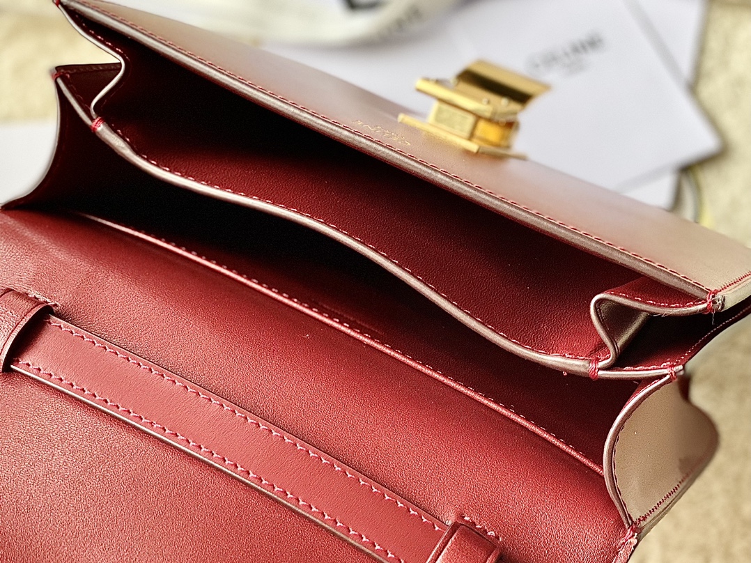 Ce**e teen classic bag in box calfskin