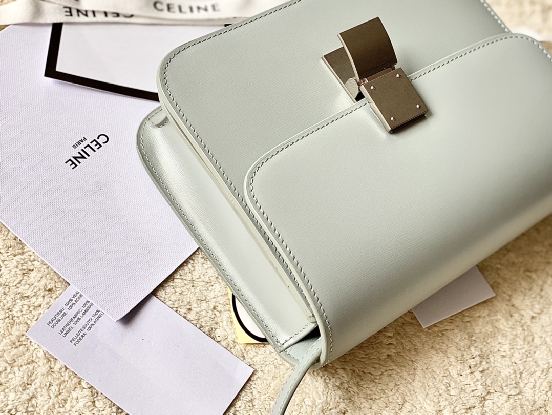 Ce**e teen classic bag in box calfskin