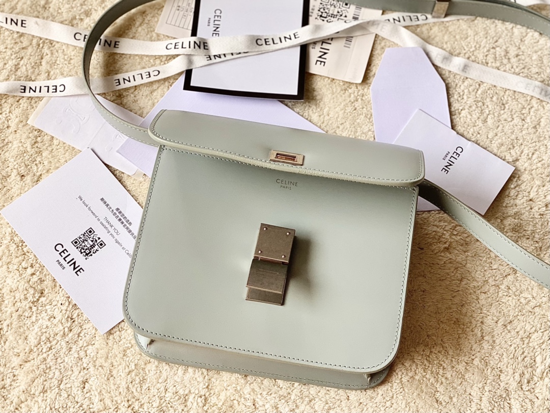 Ce**e teen classic bag in box calfskin