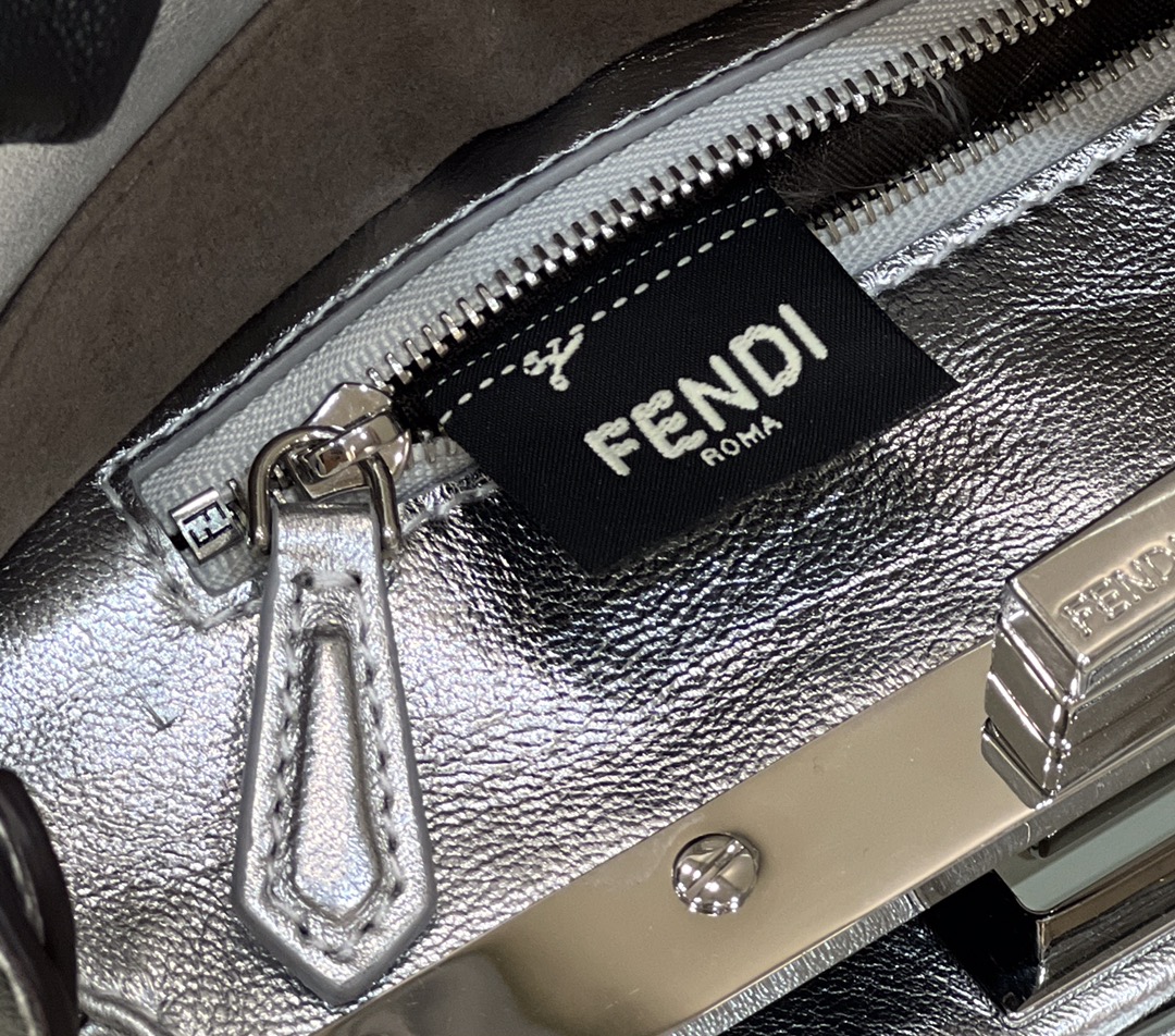 F**di peekaboo mini
