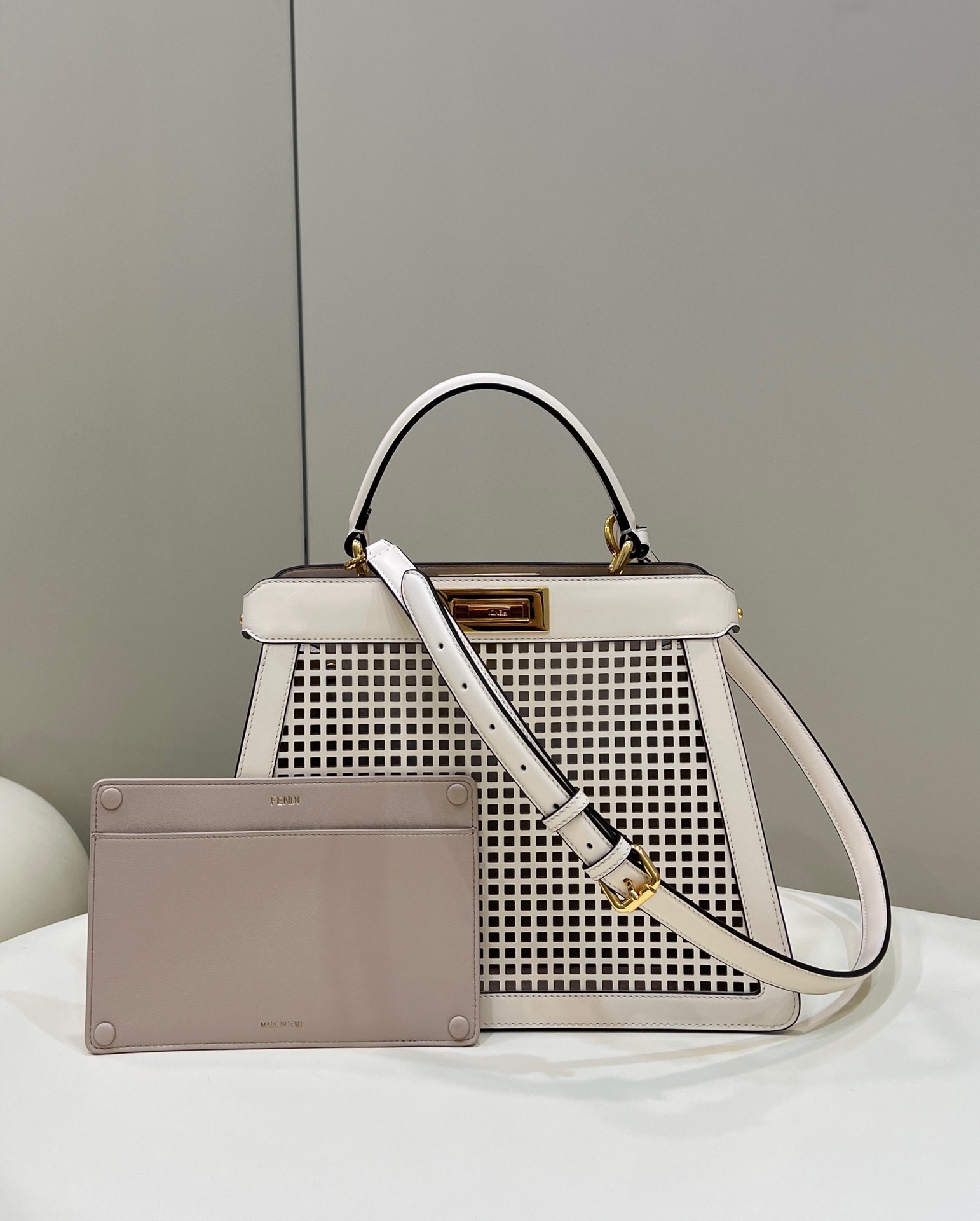 F**di iconic peekaboo iseeu medium handbag
