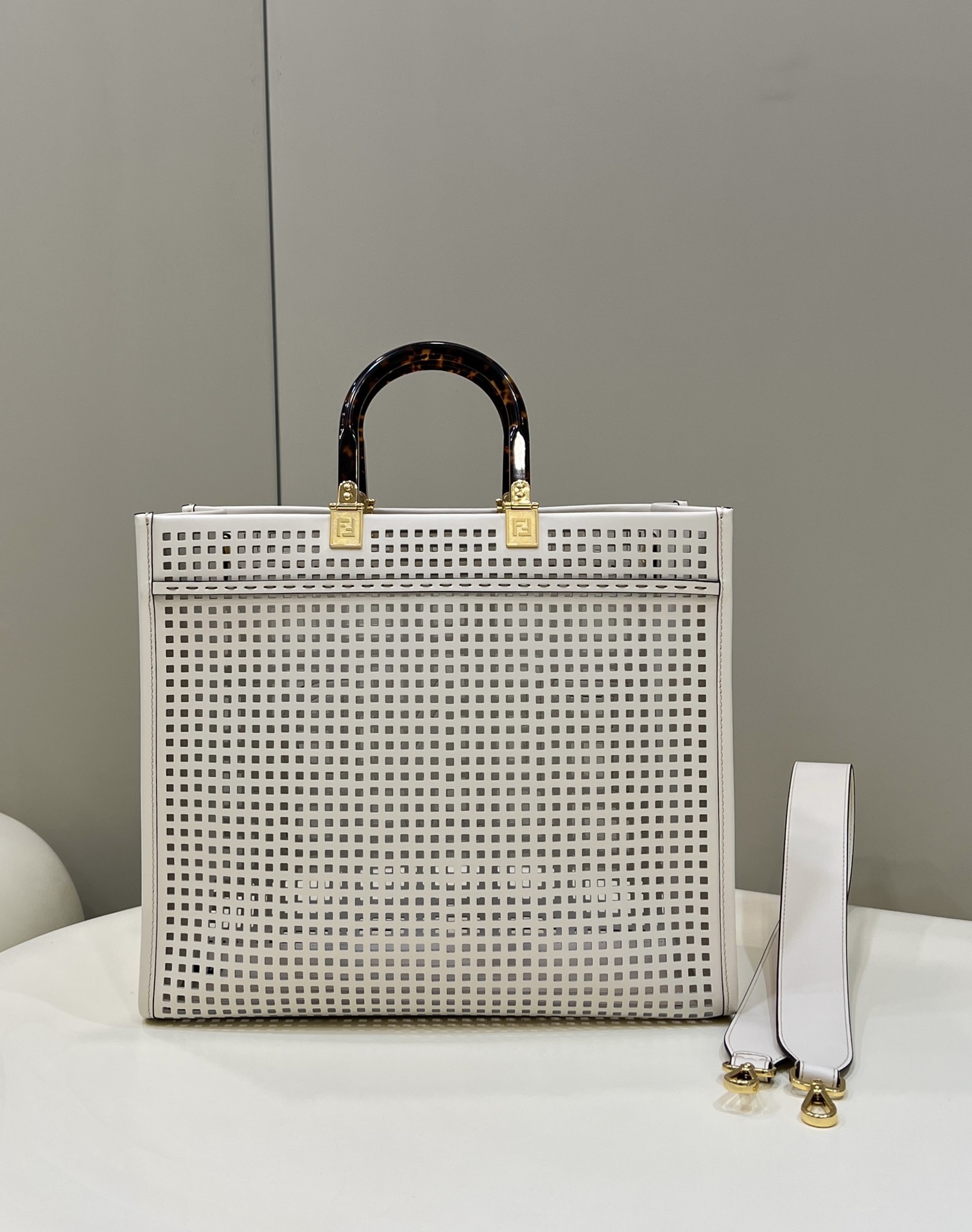 F**di sunshine medium handbag