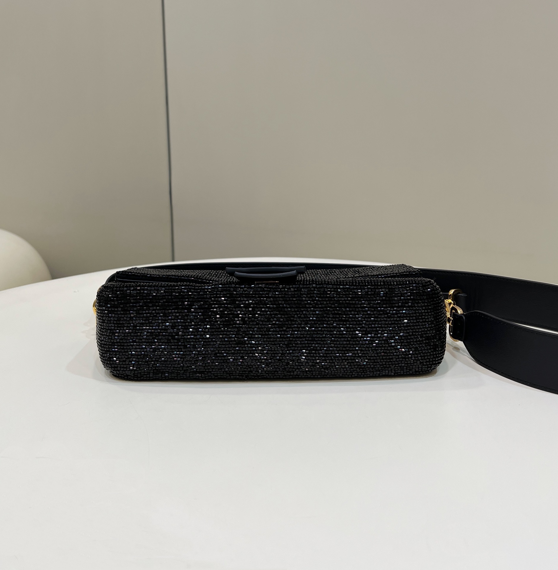 F**di baguette re-edition bag