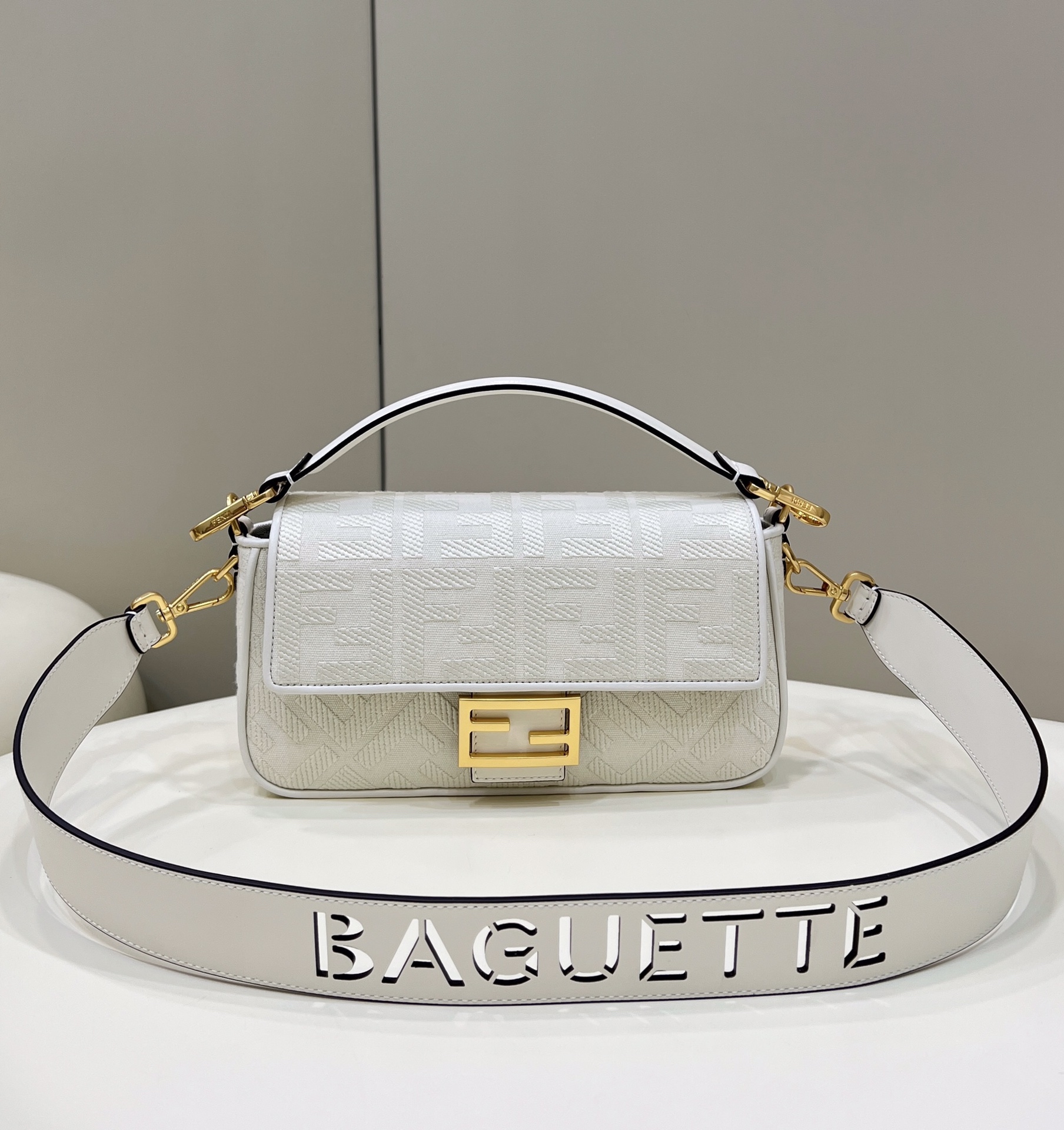 F**di baguette ff canvas bag