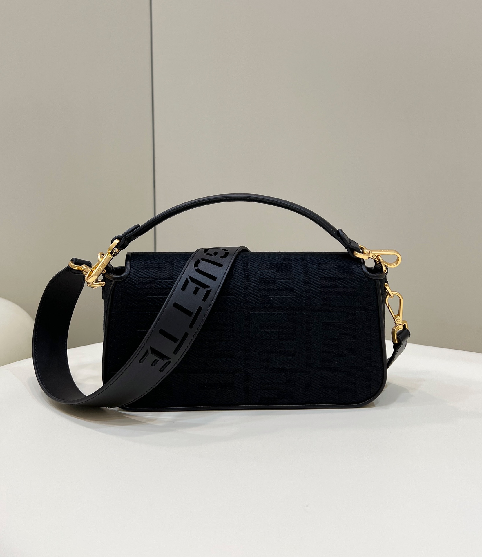 F**di baguette ff canvas bag