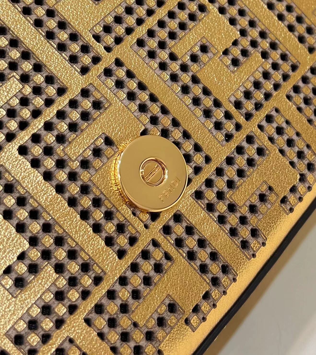 F**di & versace bagutte