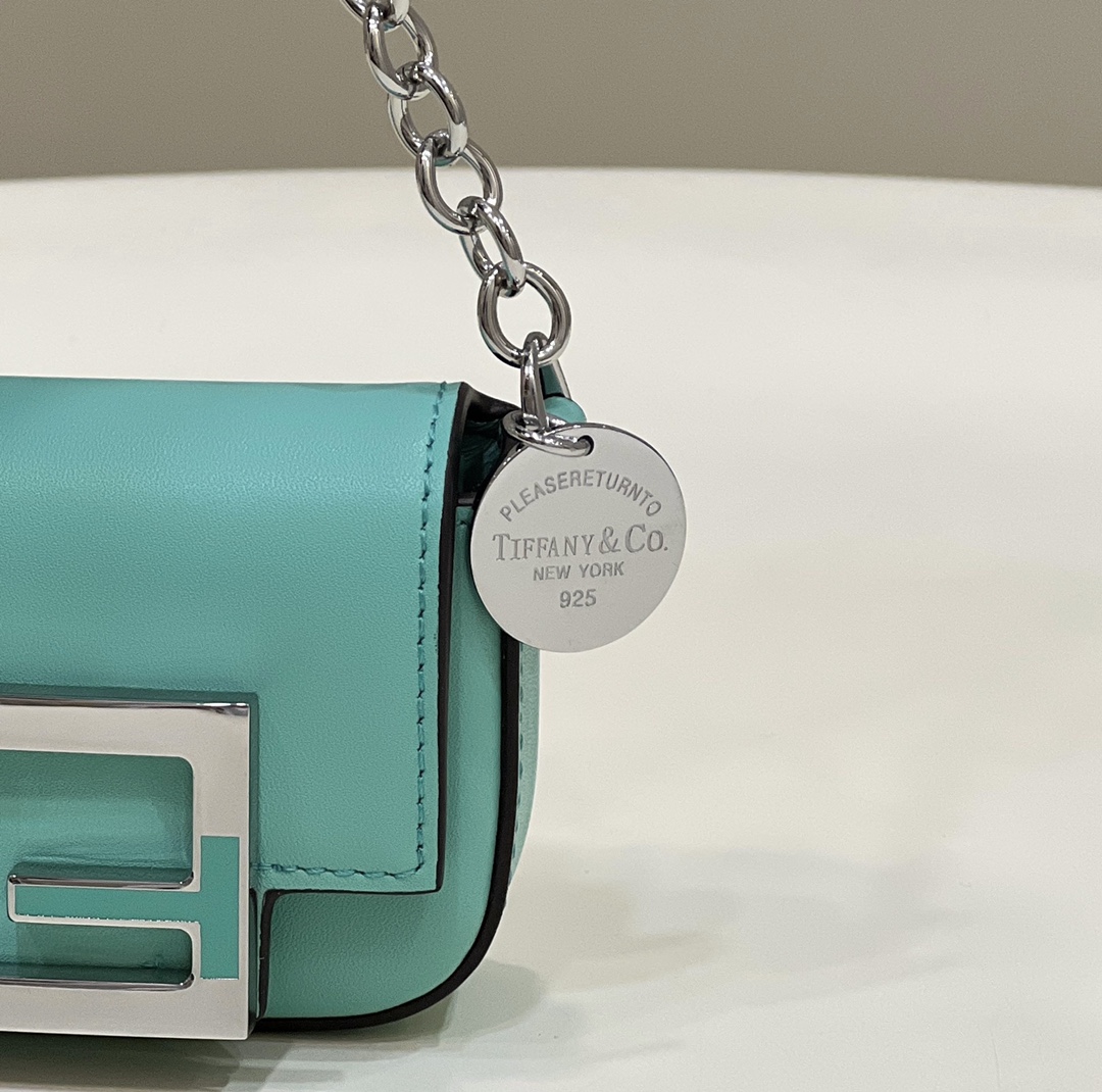 f**di nano baguette charm T*f*ny & co. charm x f**di