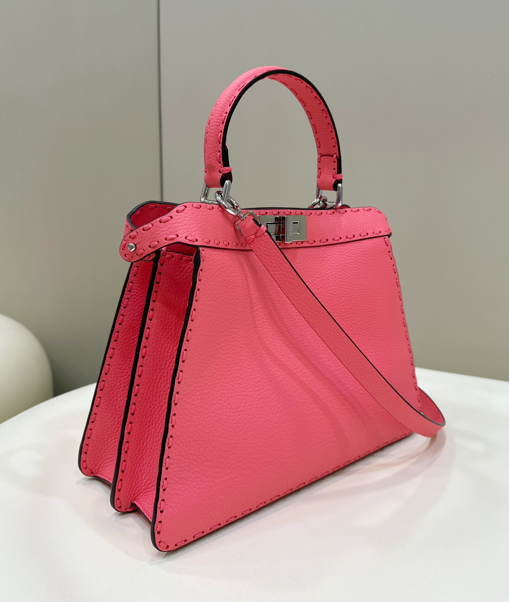 F**di peekaboo medium handbag