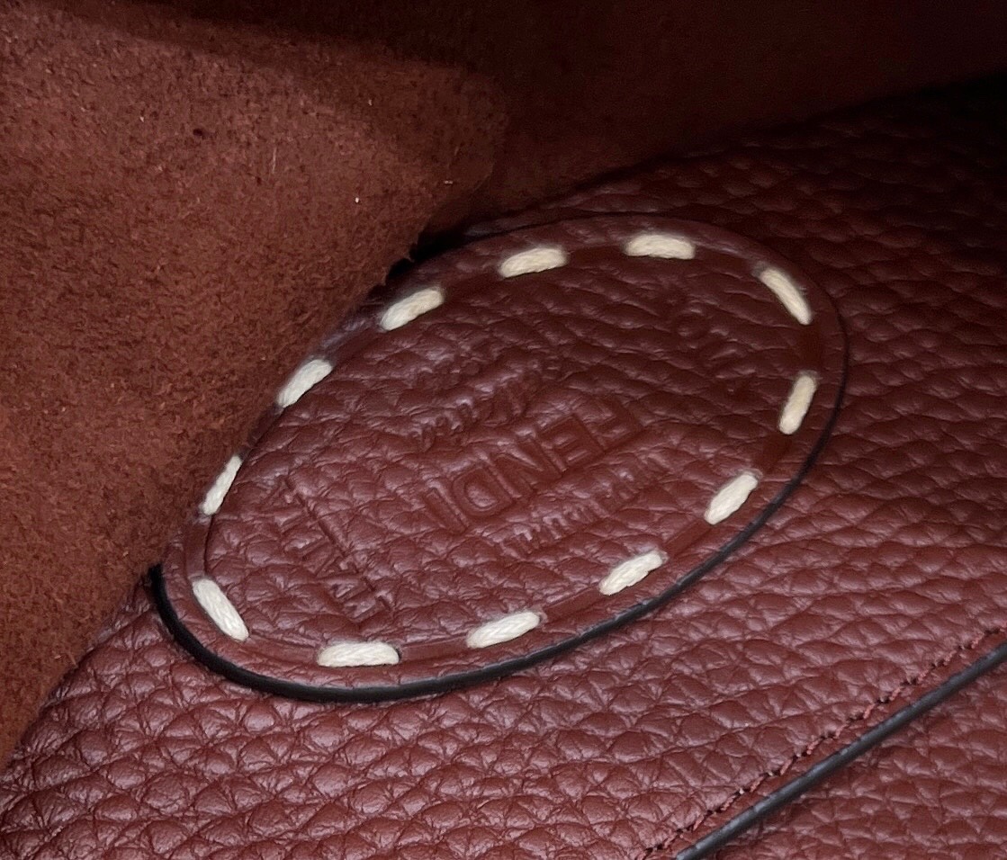F**di peekaboo small bag
