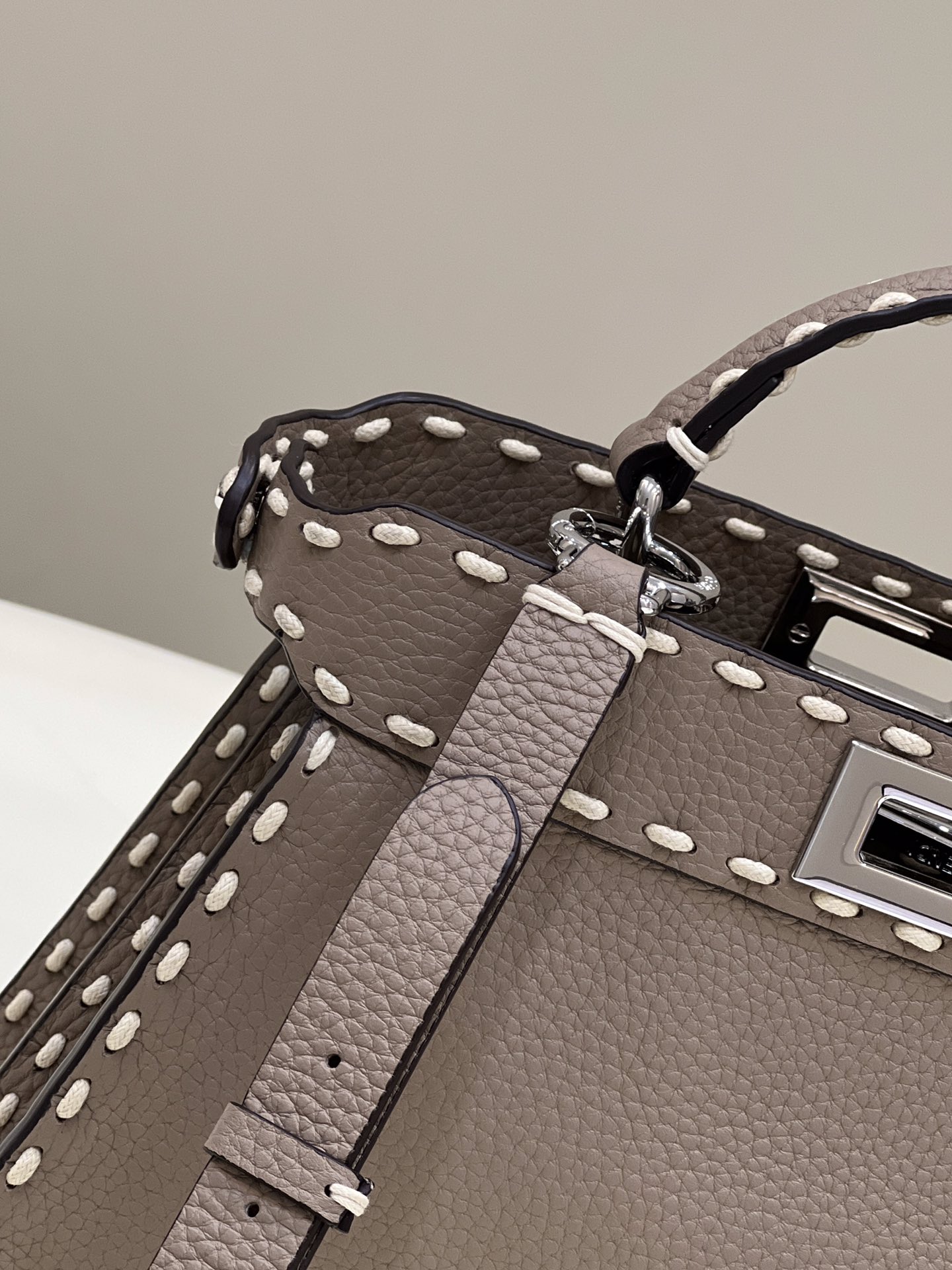 F**di peekaboo small bag