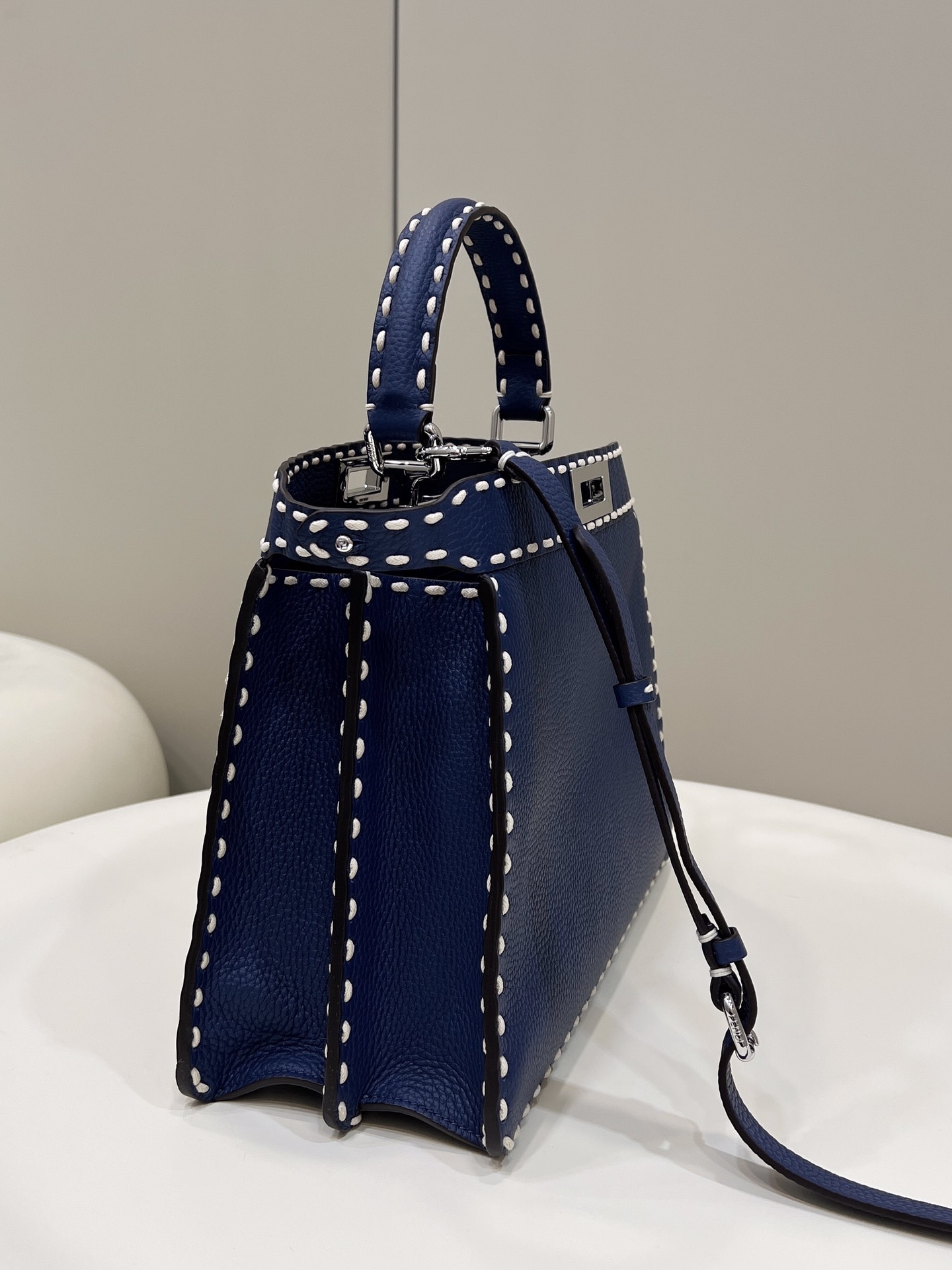 F**di peekaboo medium bag