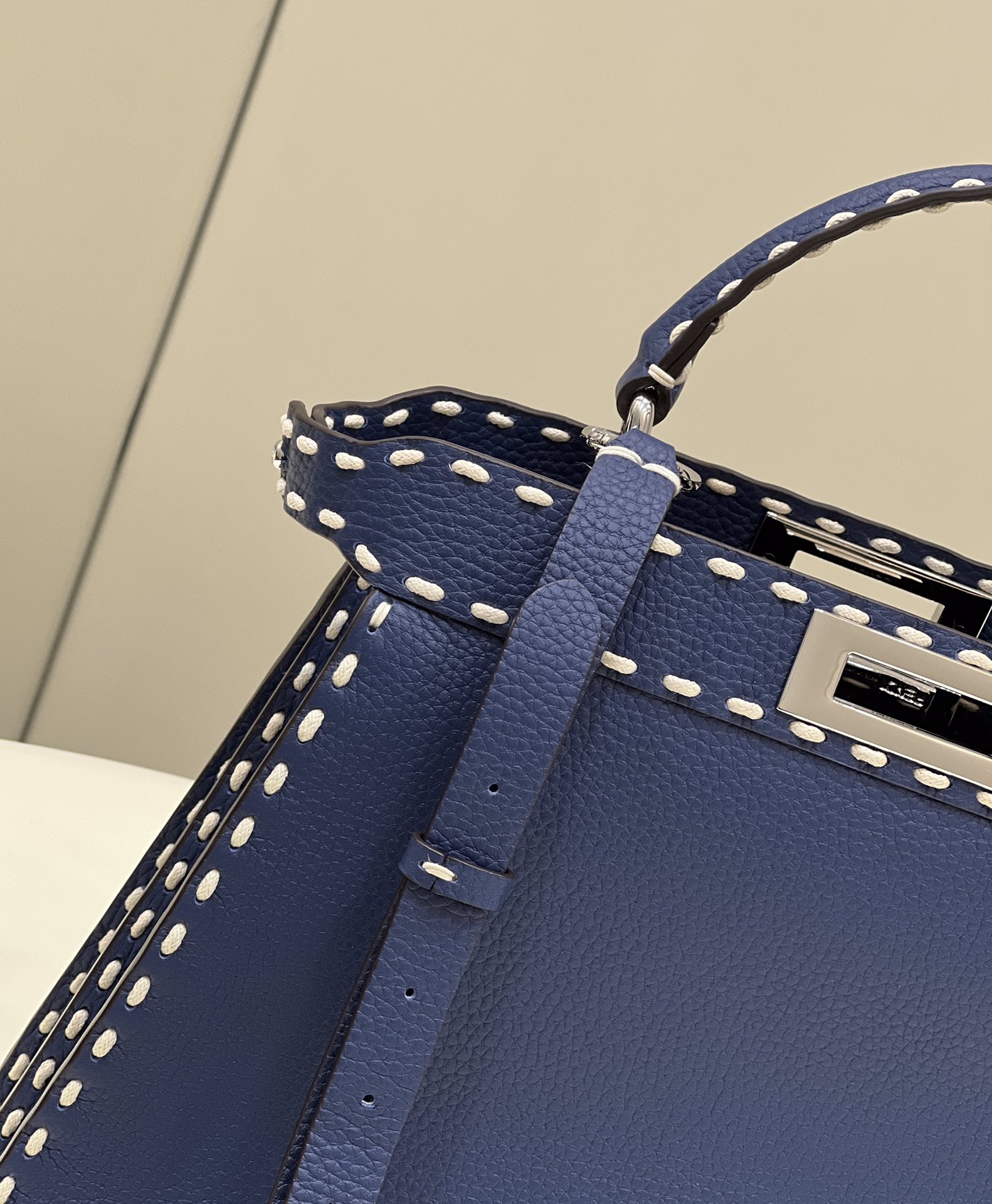 F**di peekaboo medium bag