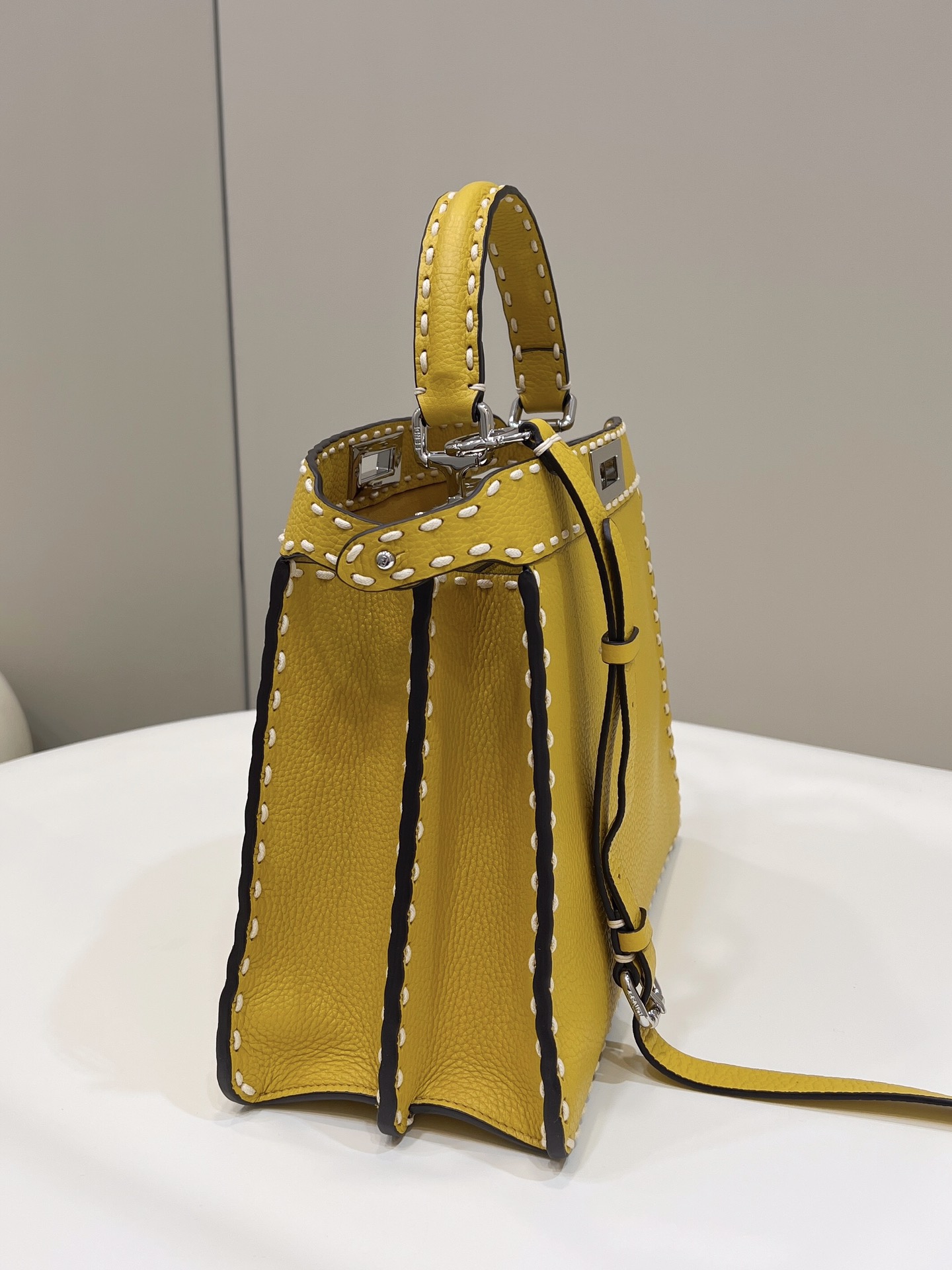 F**di peekaboo medium bag