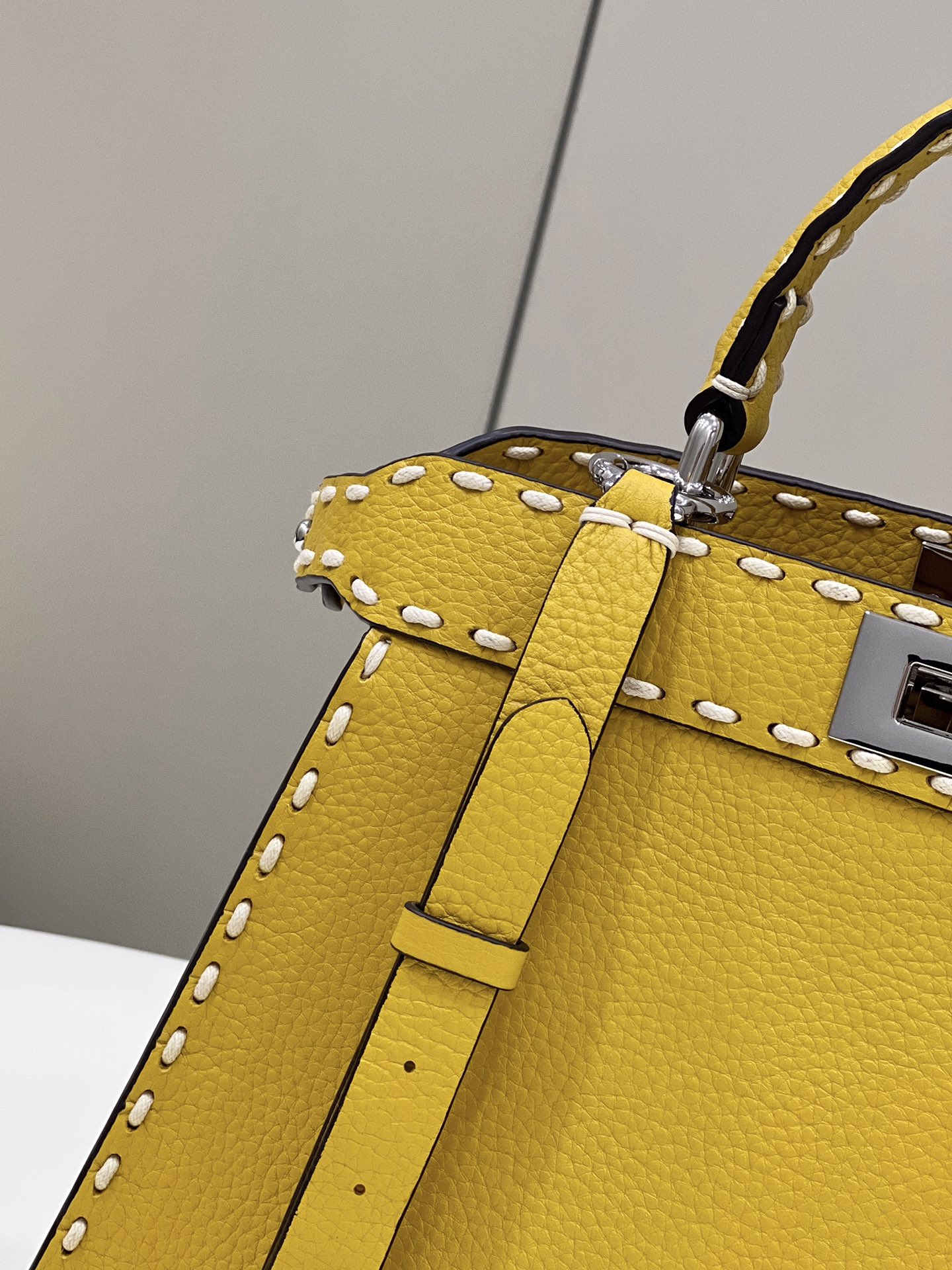F**di peekaboo medium bag