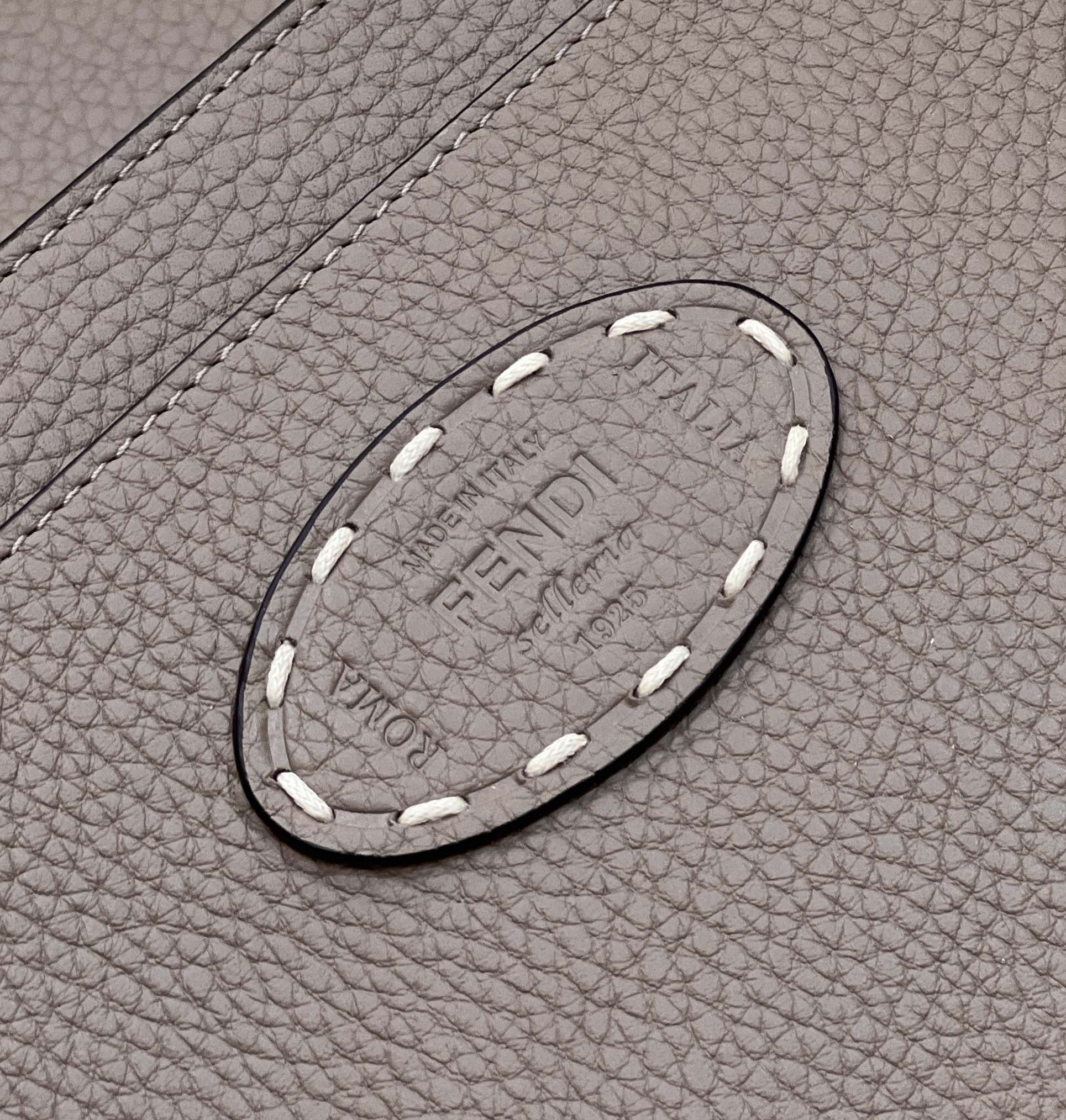 F**di peekaboo medium bag