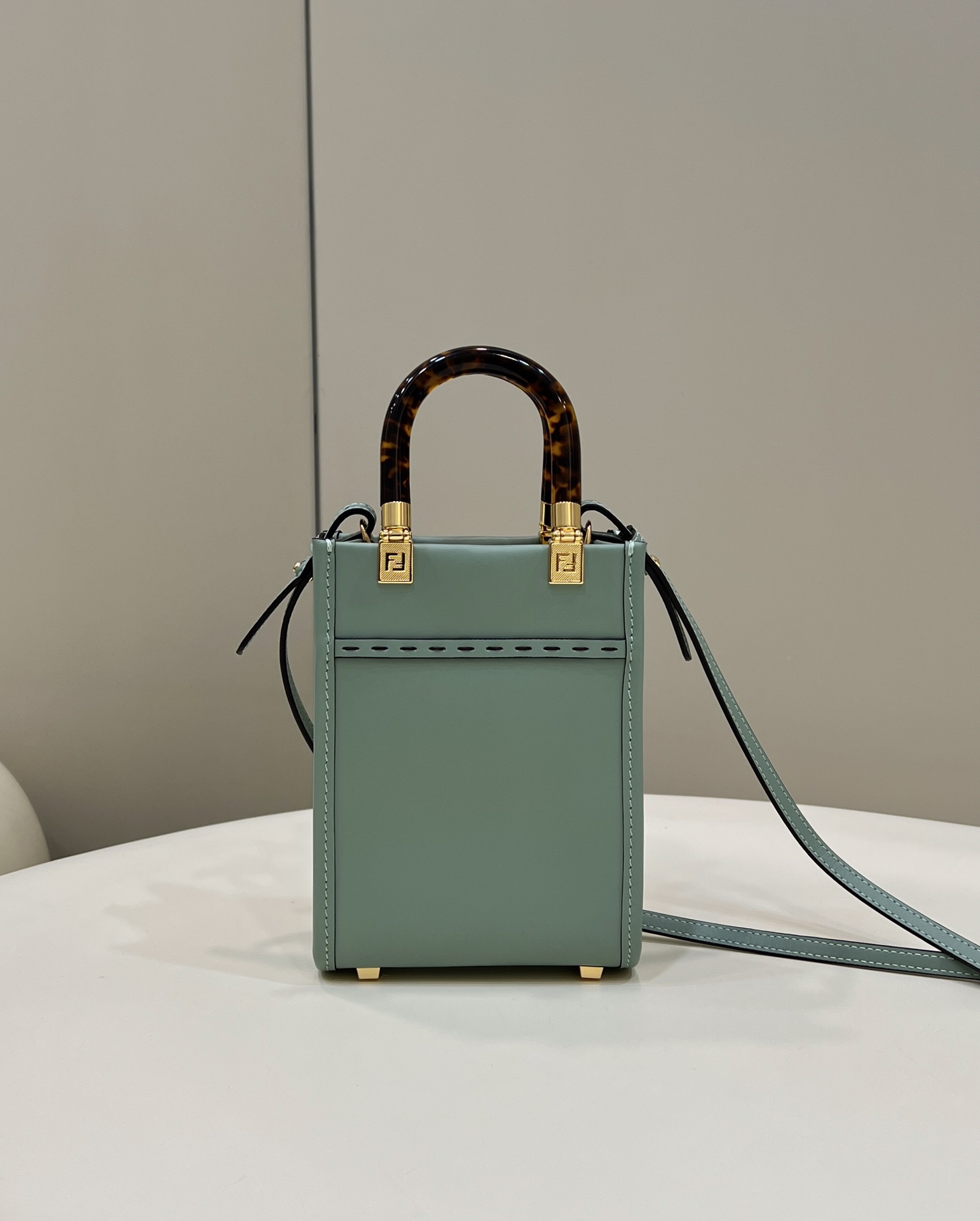 F**di mini sunshine shopper