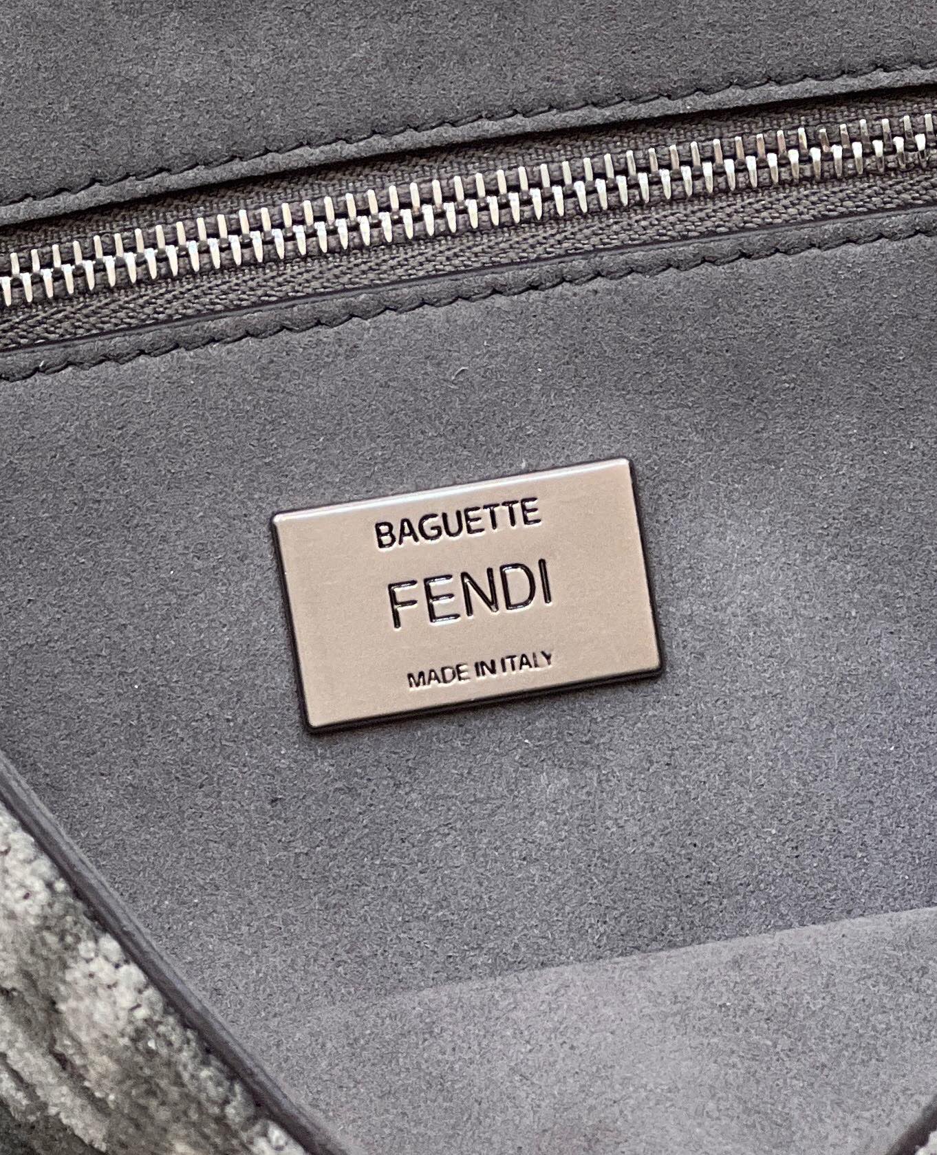 F**di baguette bag