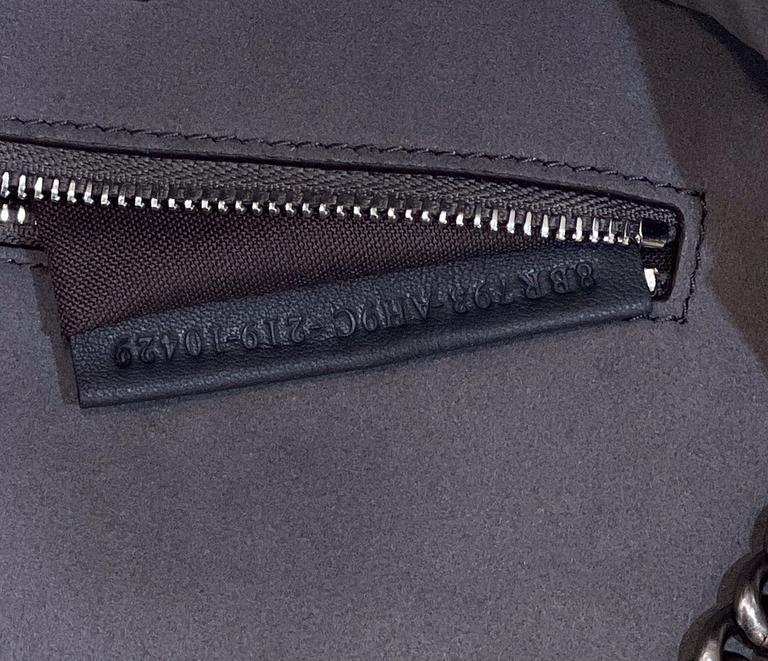 F**di baguette bag