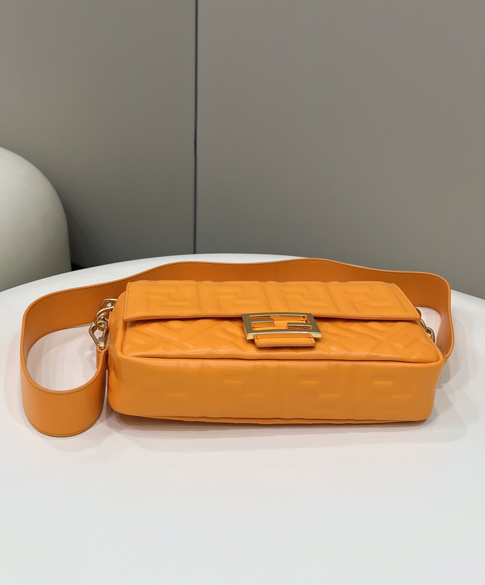 F**di baguette medium bag