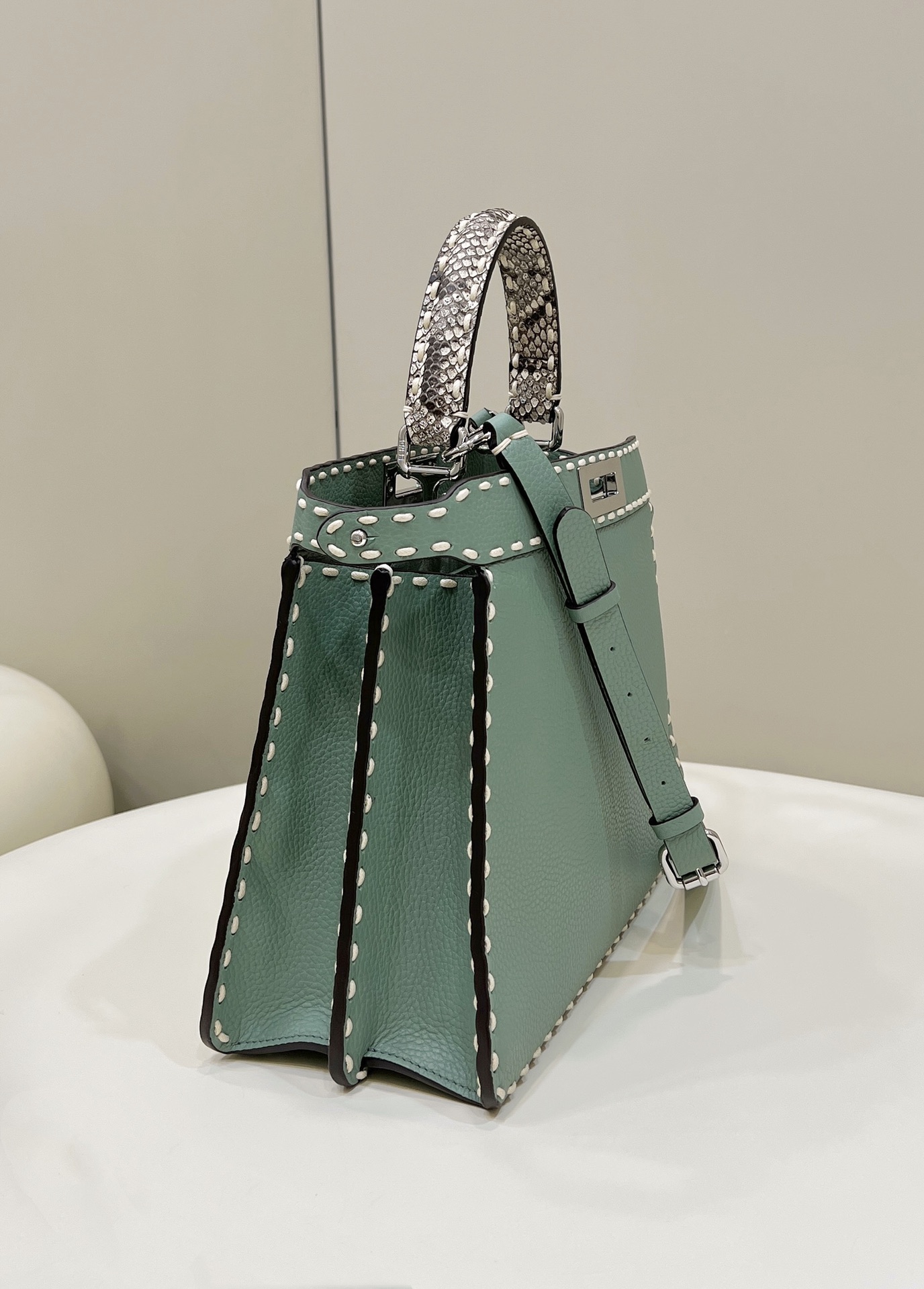 F**di peekaboo medium bag