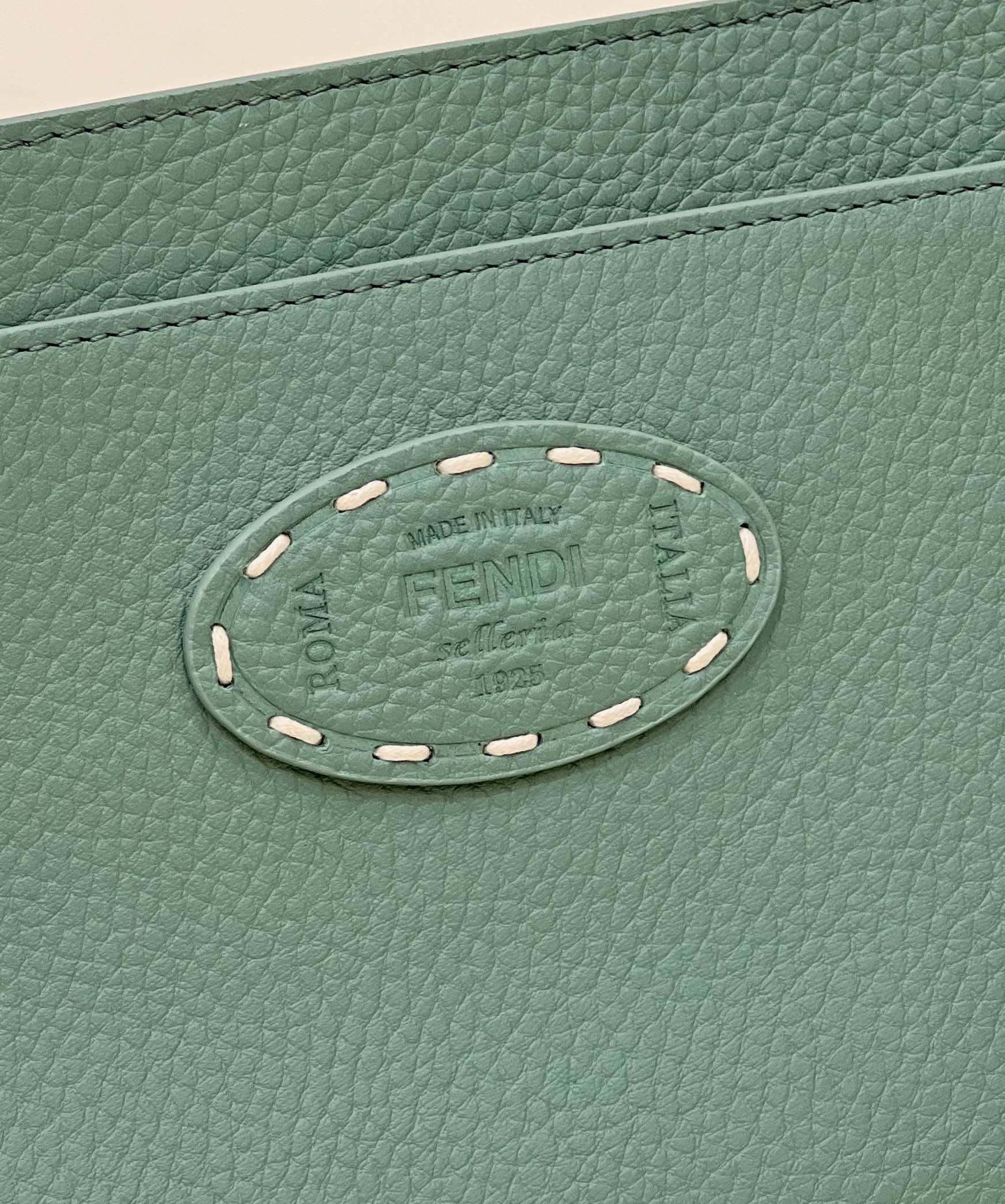 F**di peekaboo medium bag