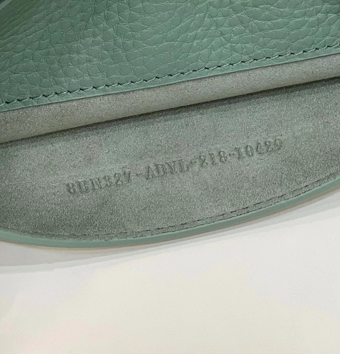 F**di peekaboo medium bag