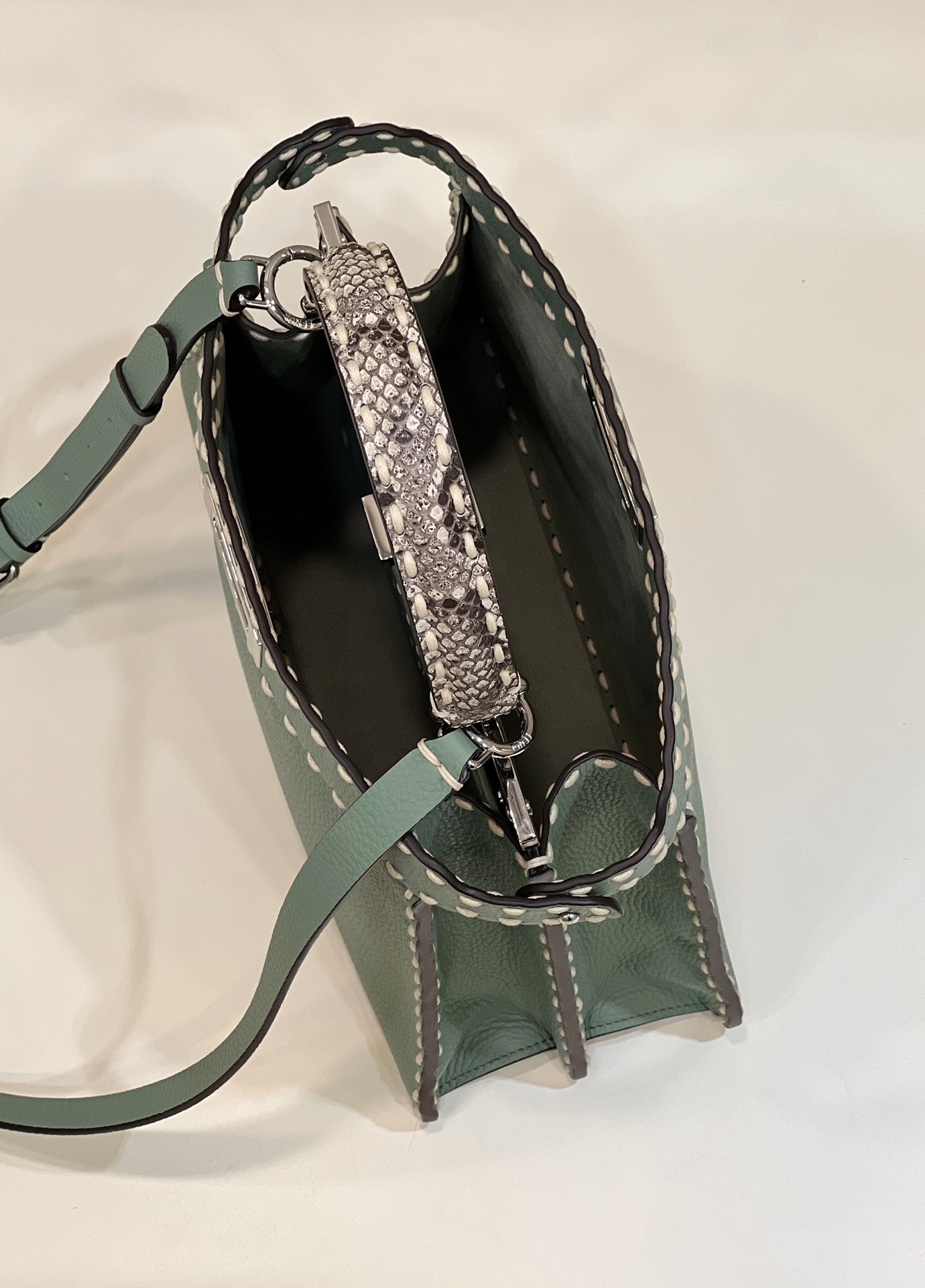 F**di peekaboo medium bag
