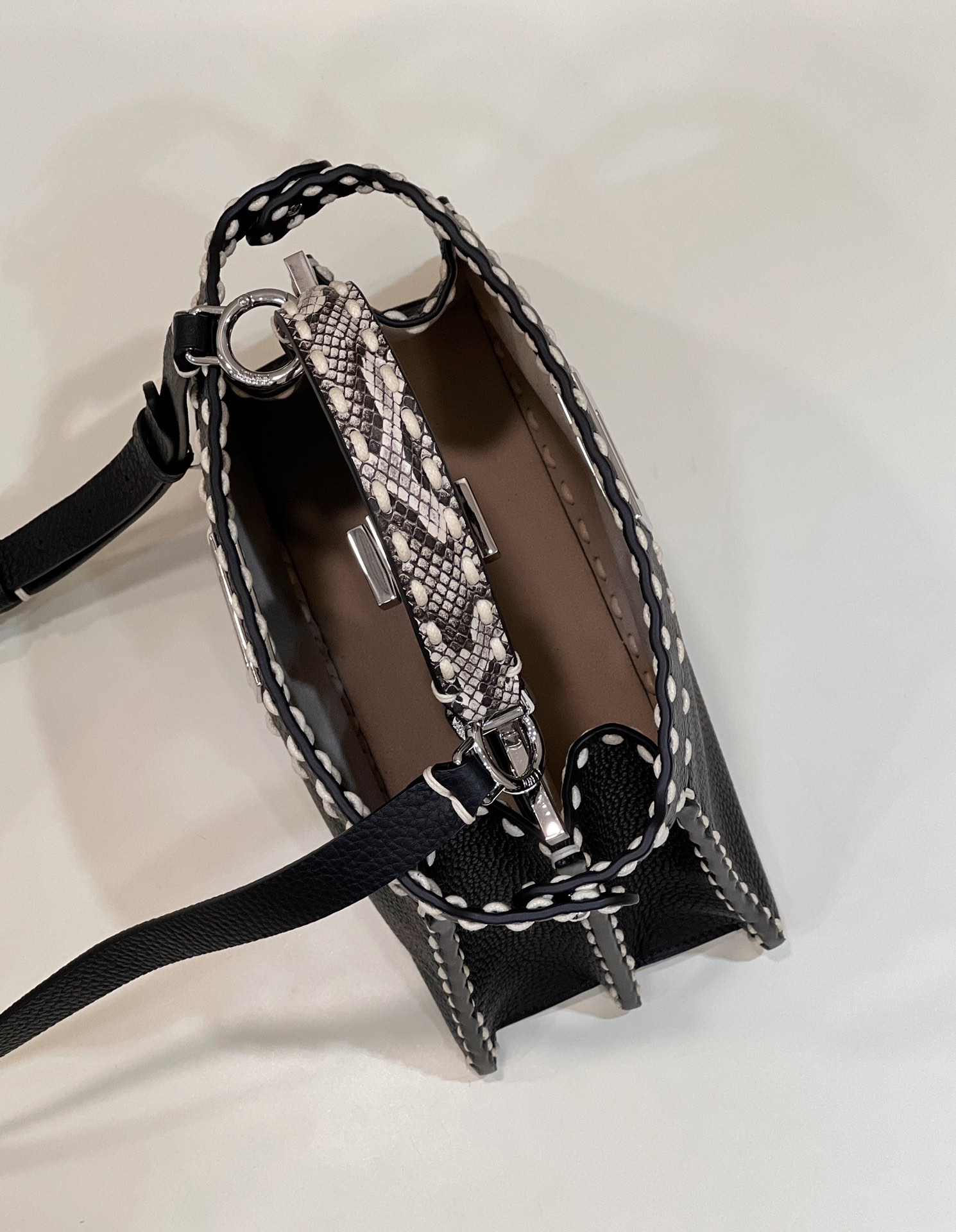 F**di peekaboo small bag