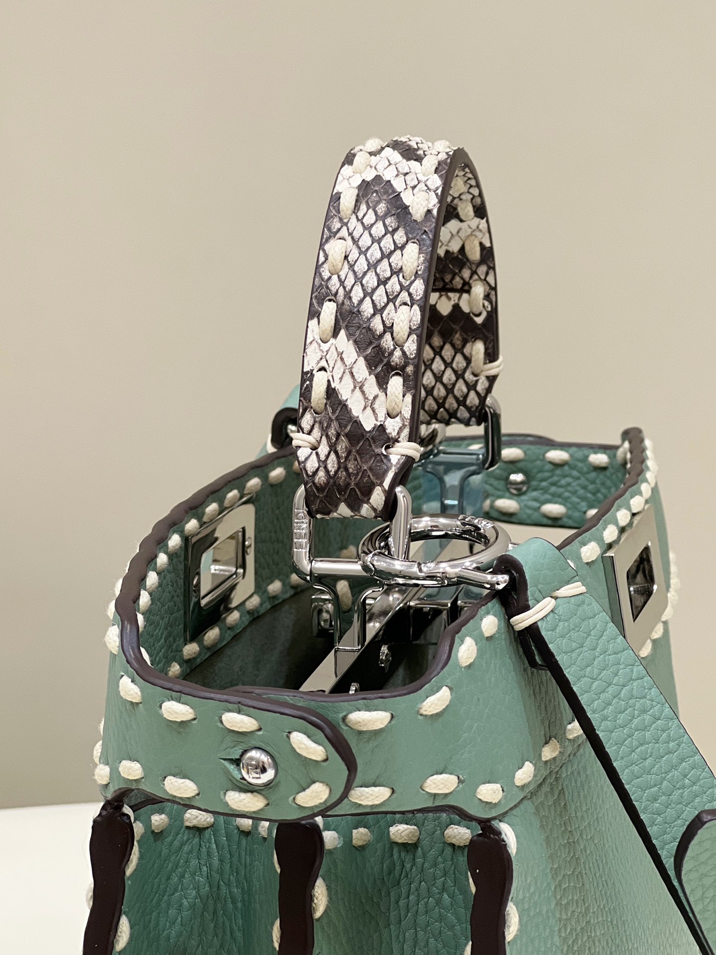 F**di peekaboo small bag