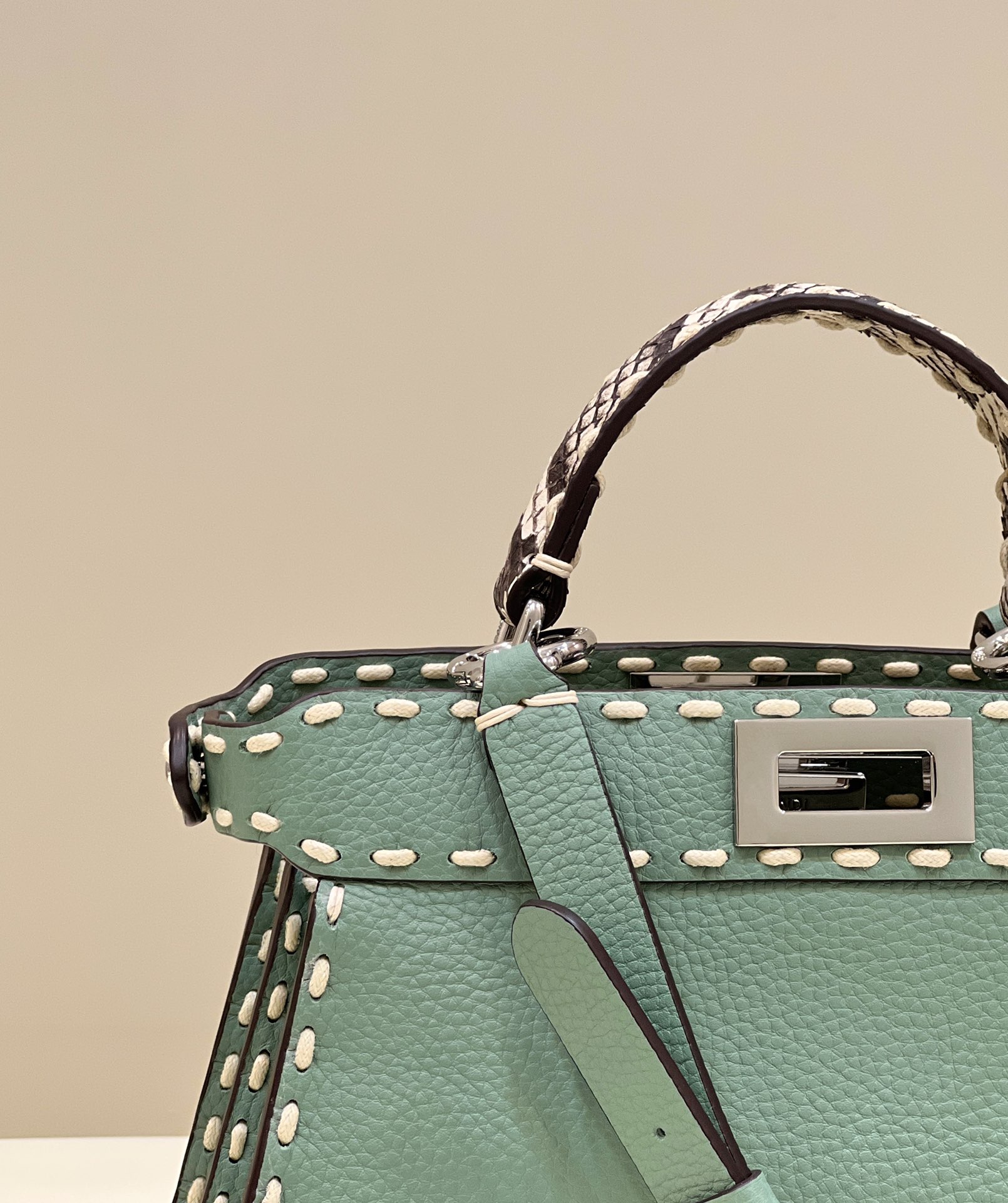 F**di peekaboo small bag