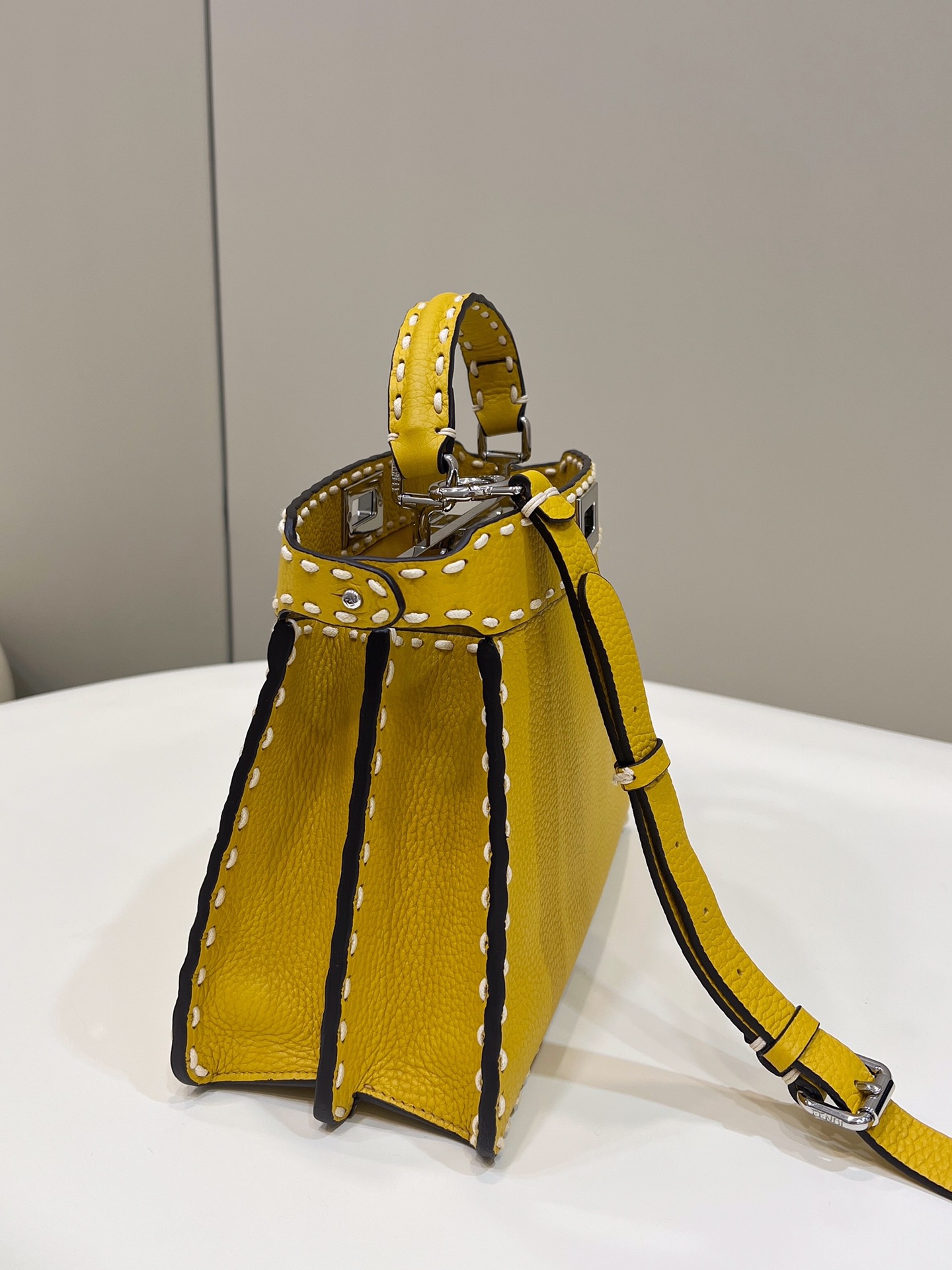 F**di peekaboo small bag