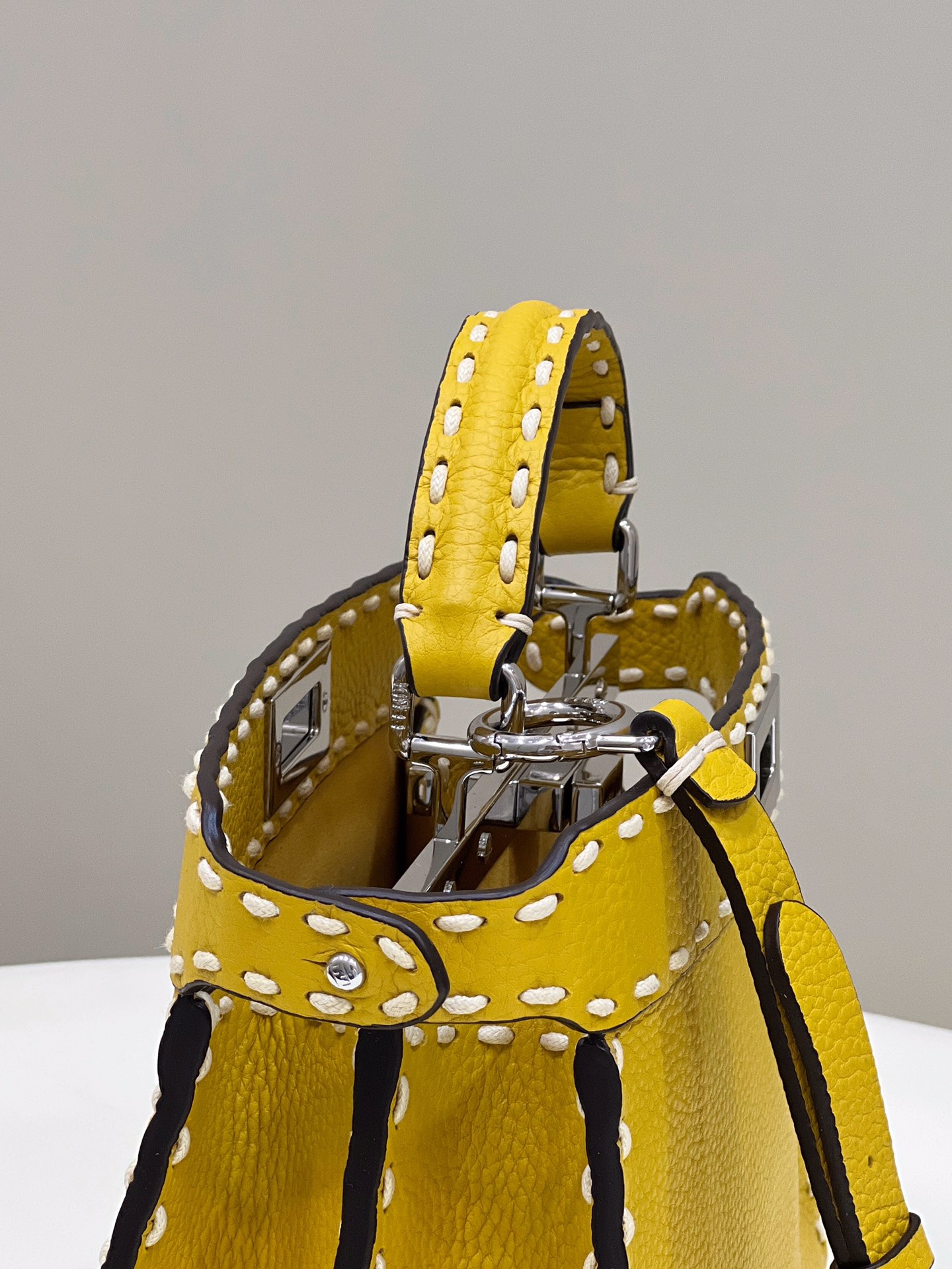 F**di peekaboo small bag