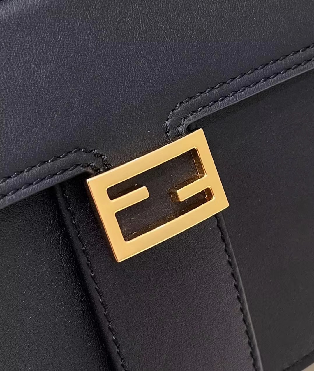 F**di peekaboo handbag