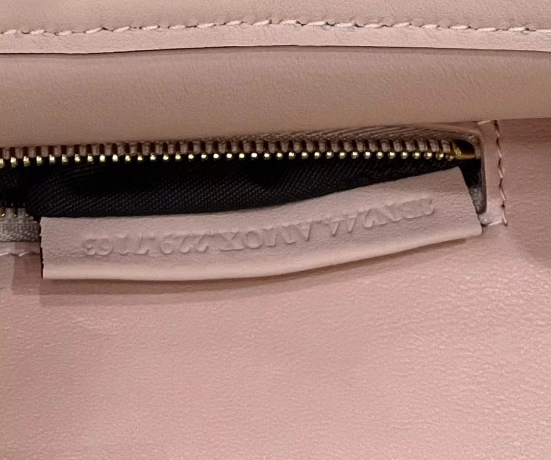 F**di peekaboo handbag