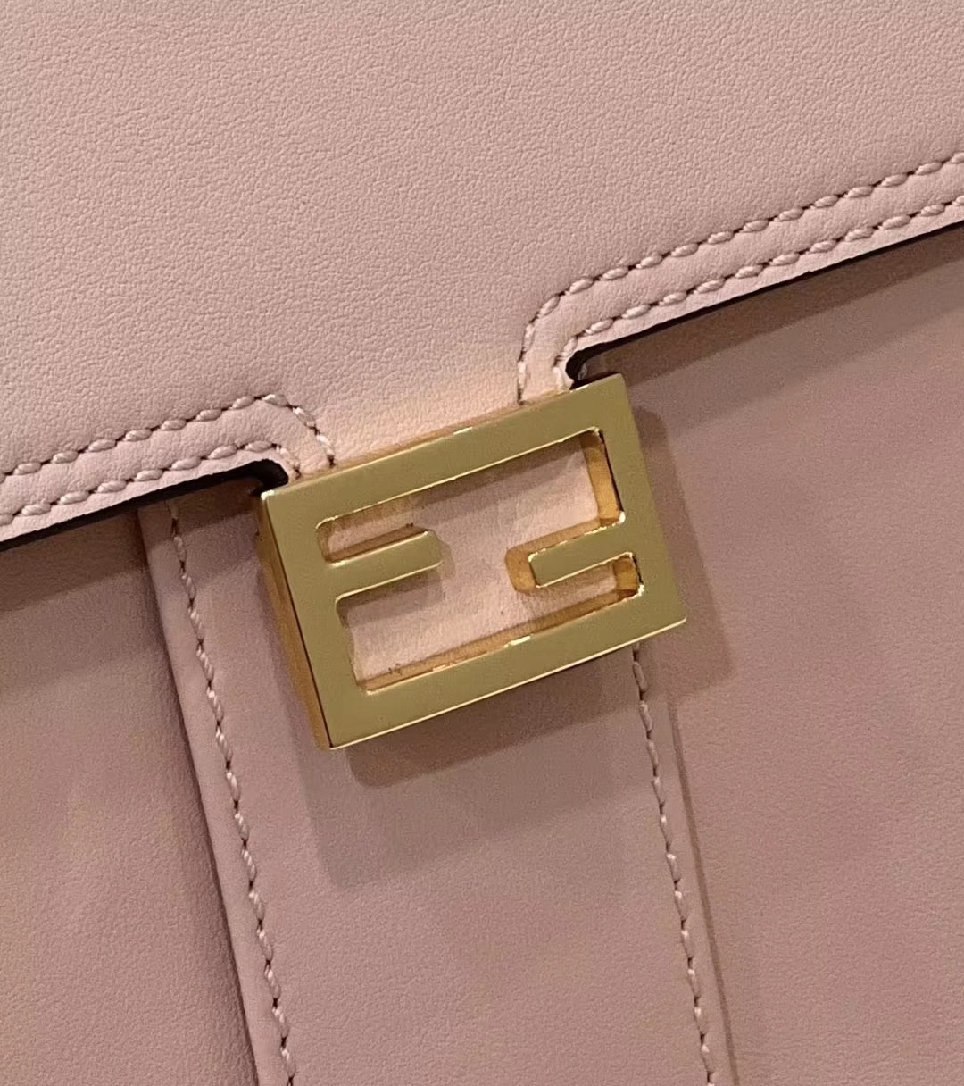 F**di peekaboo handbag