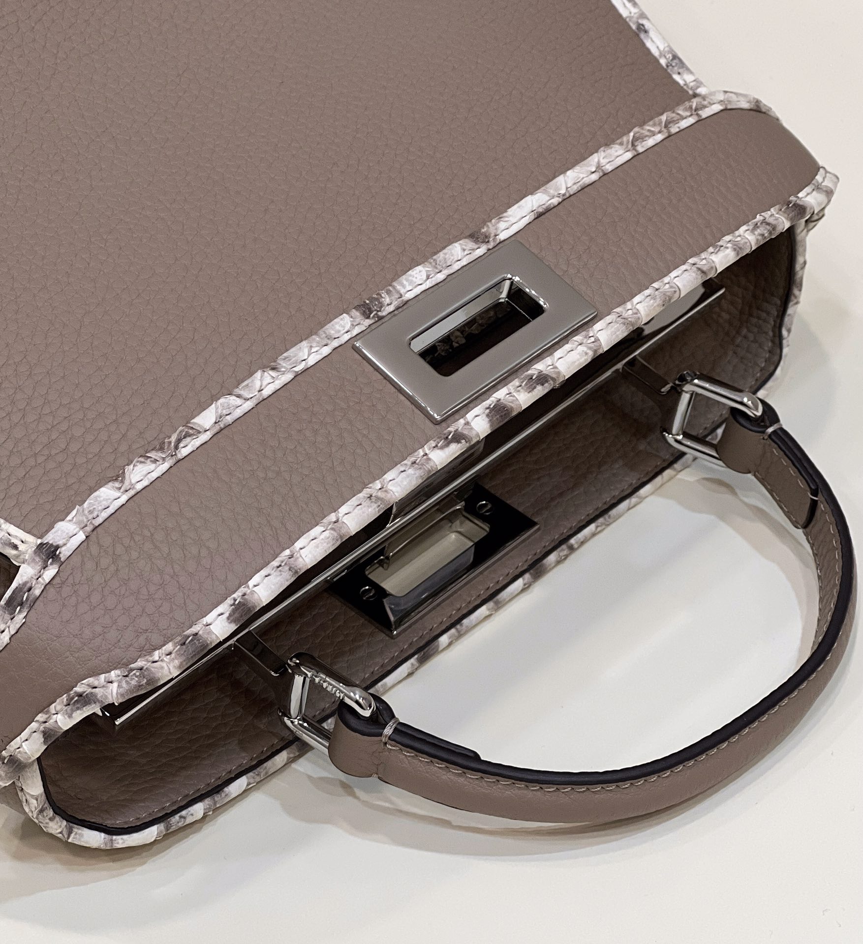 F**di peekaboo small bag
