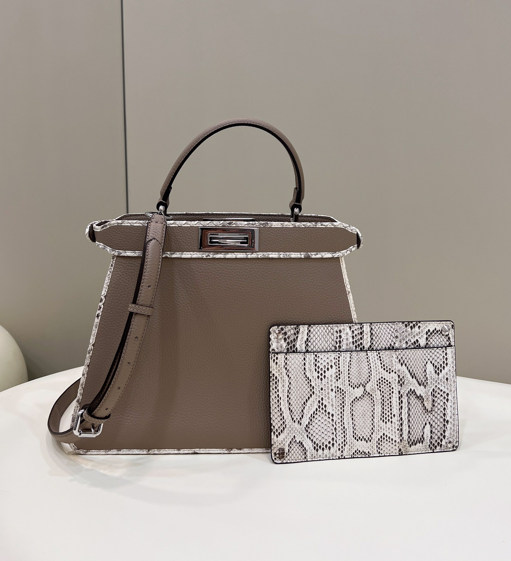F**di peekaboo medium bag